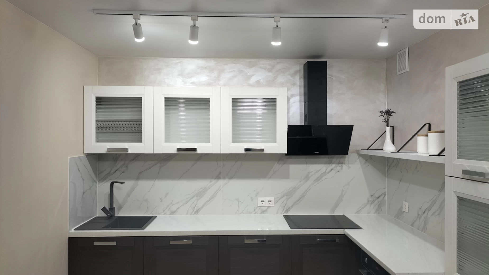 2-кімнатна квартира 72 кв. м у Тернополі, цена: 76000 $ - фото 5