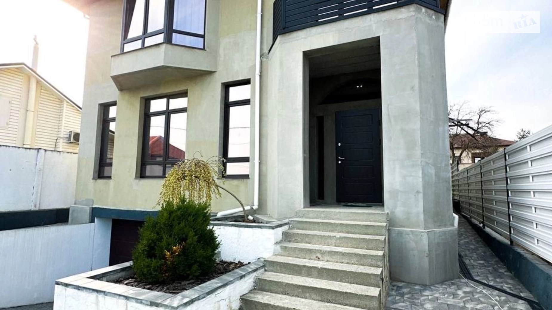 Продается дом на 2 этажа 260 кв. м с мебелью, цена: 560000 $ - фото 2