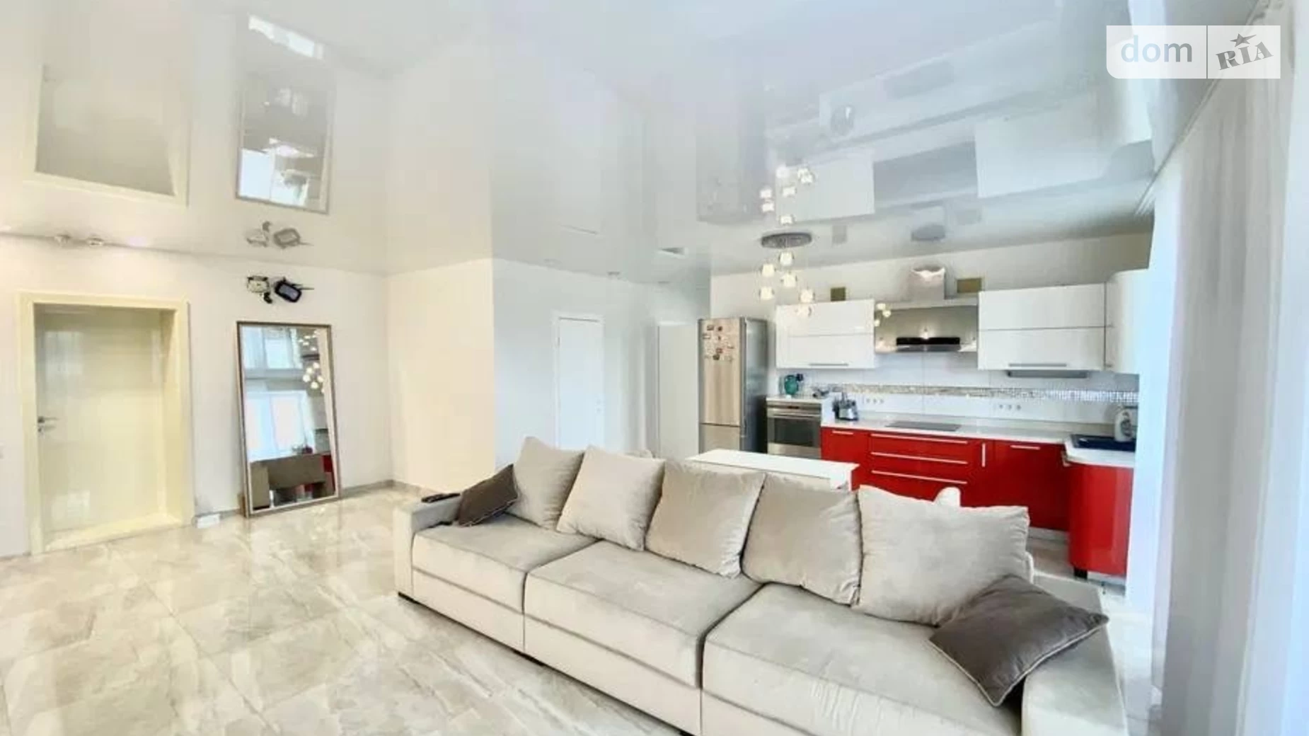 Продается 3-комнатная квартира 97 кв. м в Днепре, ул. Космическая - фото 2