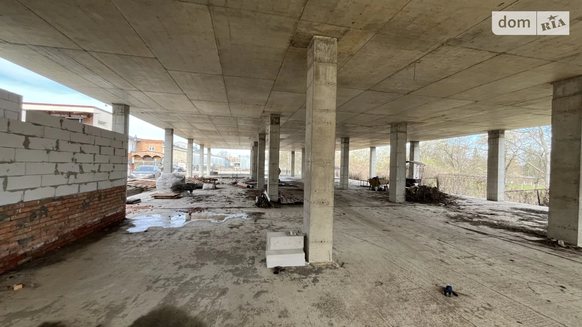 Продается объект сферы услуг 3500 кв. м в 3-этажном здании, цена: 5250000 $ - фото 4