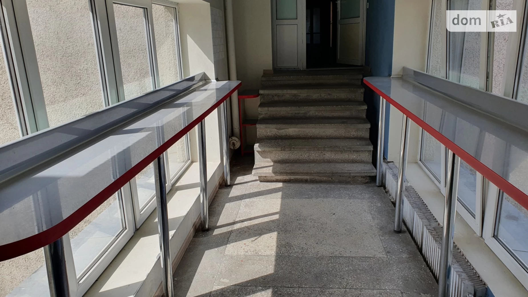 Здається в оренду офіс 14 кв. м в бізнес-центрі, цена: 1300 грн - фото 5