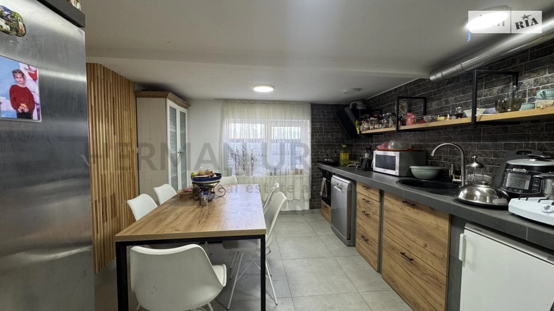 Продається будинок 2 поверховий 160 кв. м з садом, цена: 88000 € - фото 2