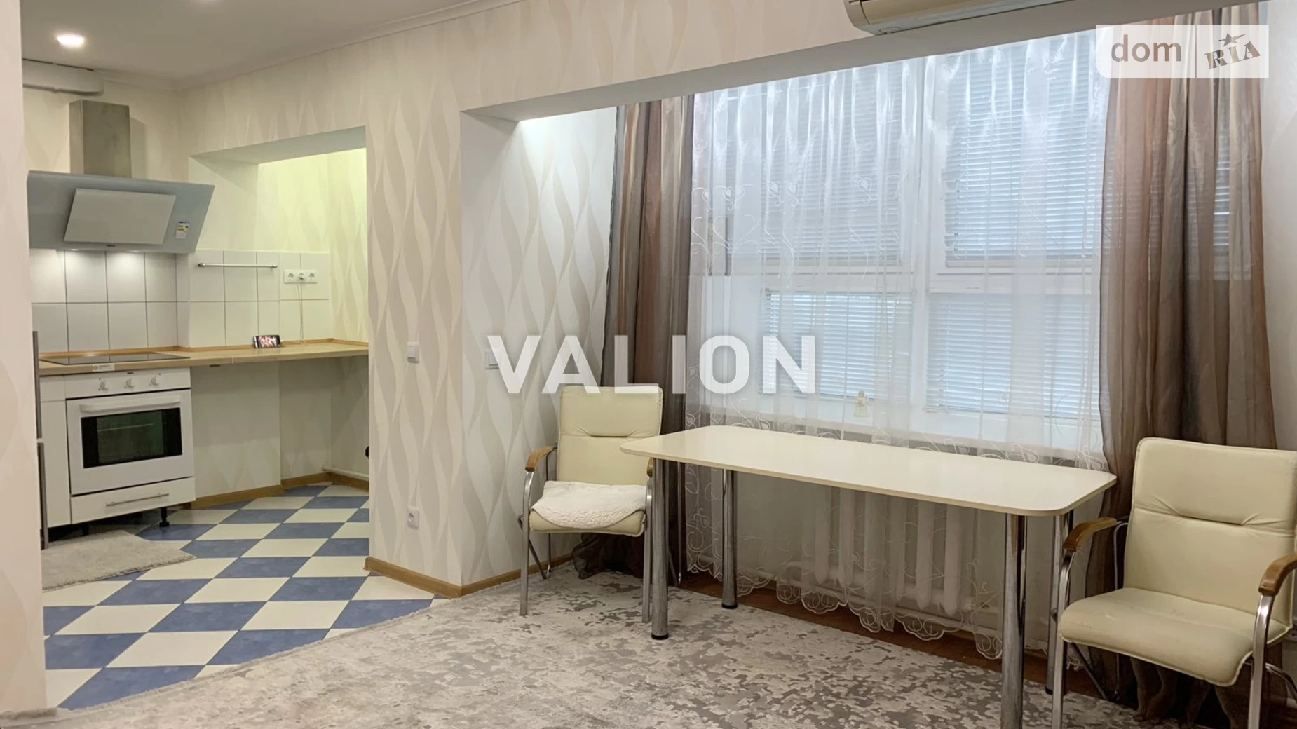 Продается 1-комнатная квартира 65.3 кв. м в Киеве, ул. Анны Ахматовой, 5 - фото 4
