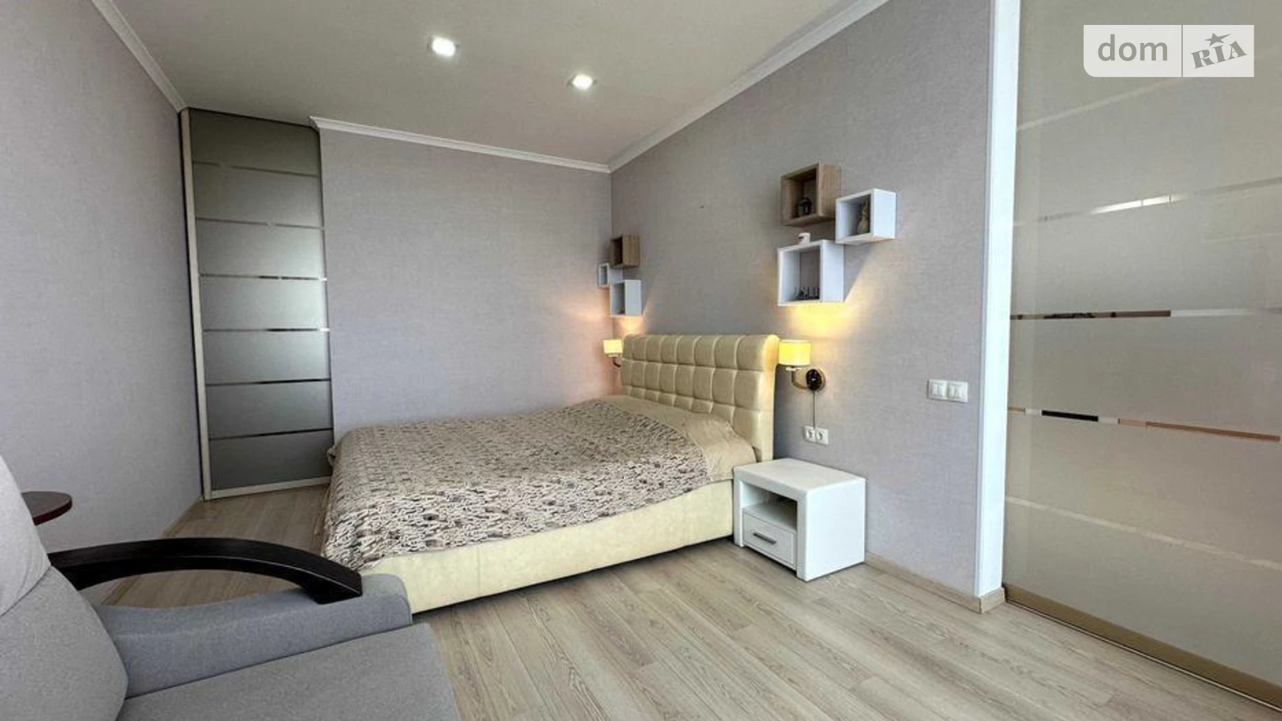 Продается 1-комнатная квартира 45.6 кв. м в Киеве, ул. Юношеская, 17 - фото 3