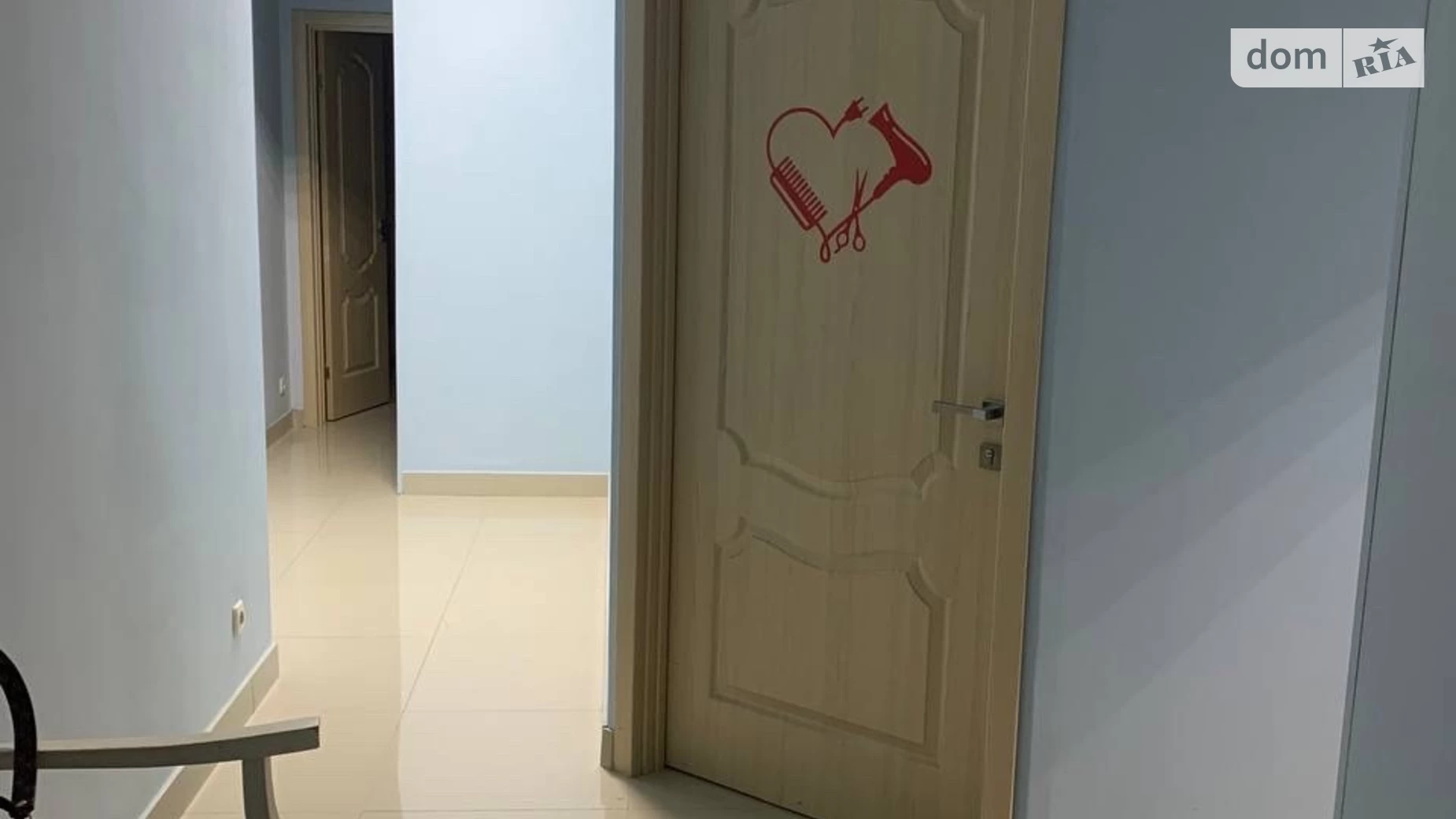 Продается офис 140.3 кв. м в бизнес-центре, цена: 130000 $ - фото 4