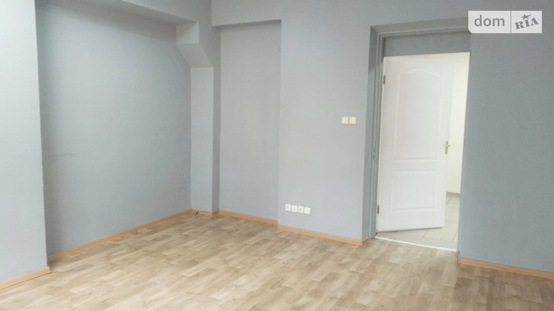Сдается в аренду офис 28 кв. м в бизнес-центре, цена: 16580 грн - фото 4