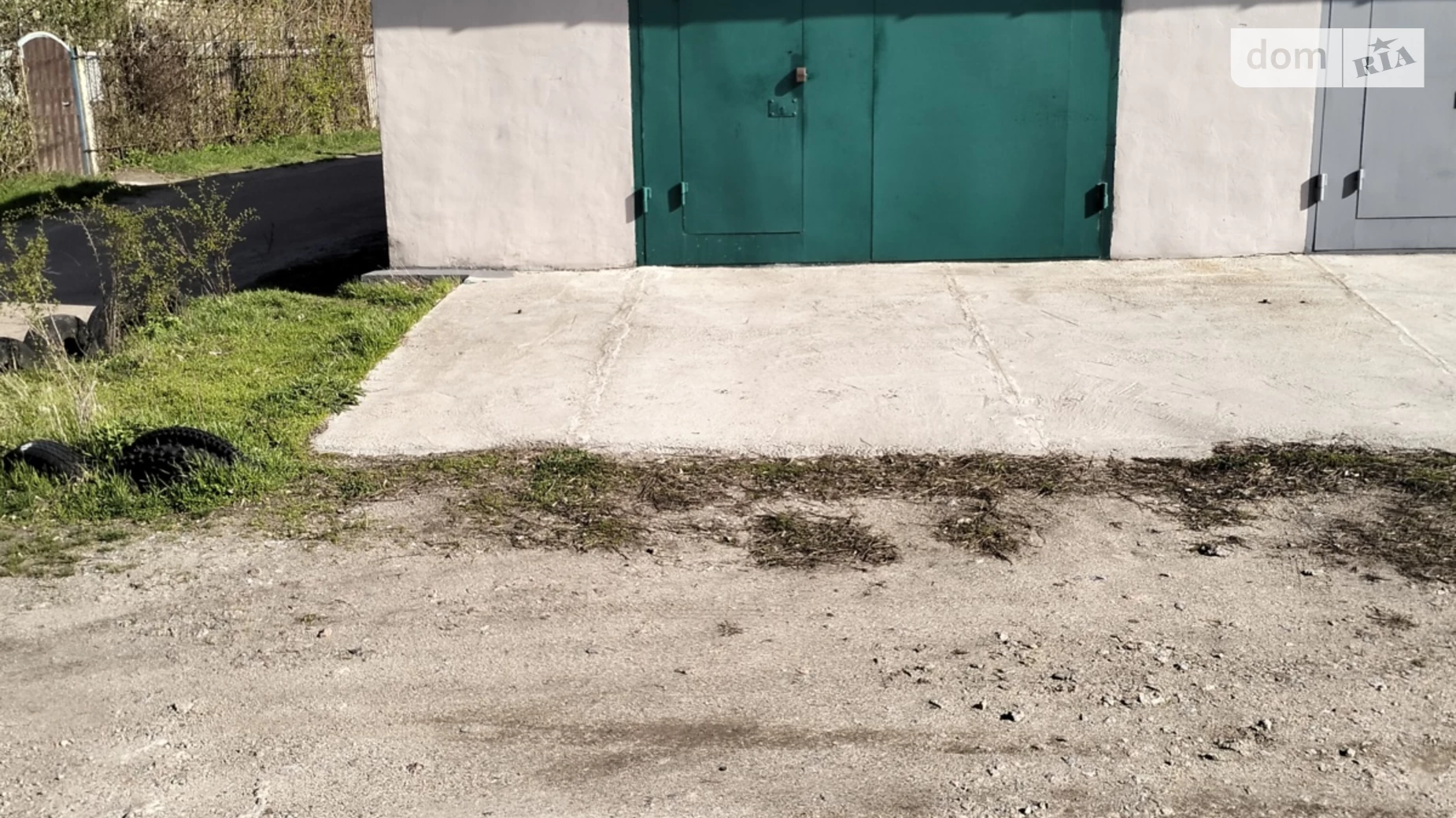 Продается место в гаражном кооперативе под легковое авто на 30 кв. м, цена: 11500 $ - фото 3