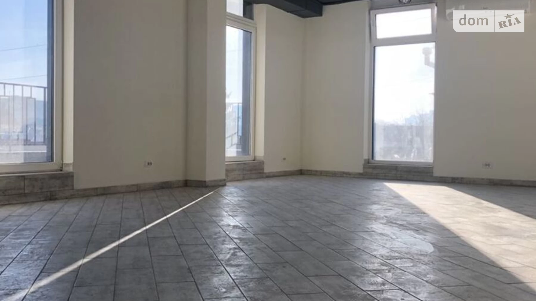 Продається приміщення вільного призначення 64.4 кв. м в 5-поверховій будівлі, цена: 87000 $ - фото 3