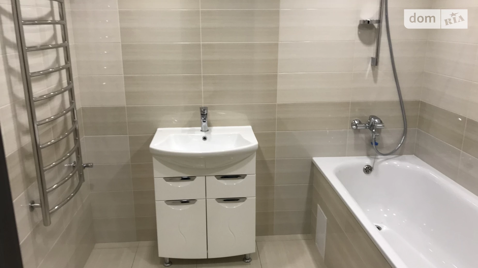 Продается 3-комнатная квартира 114 кв. м в Черкассах, ул. Телиги Елены - фото 2