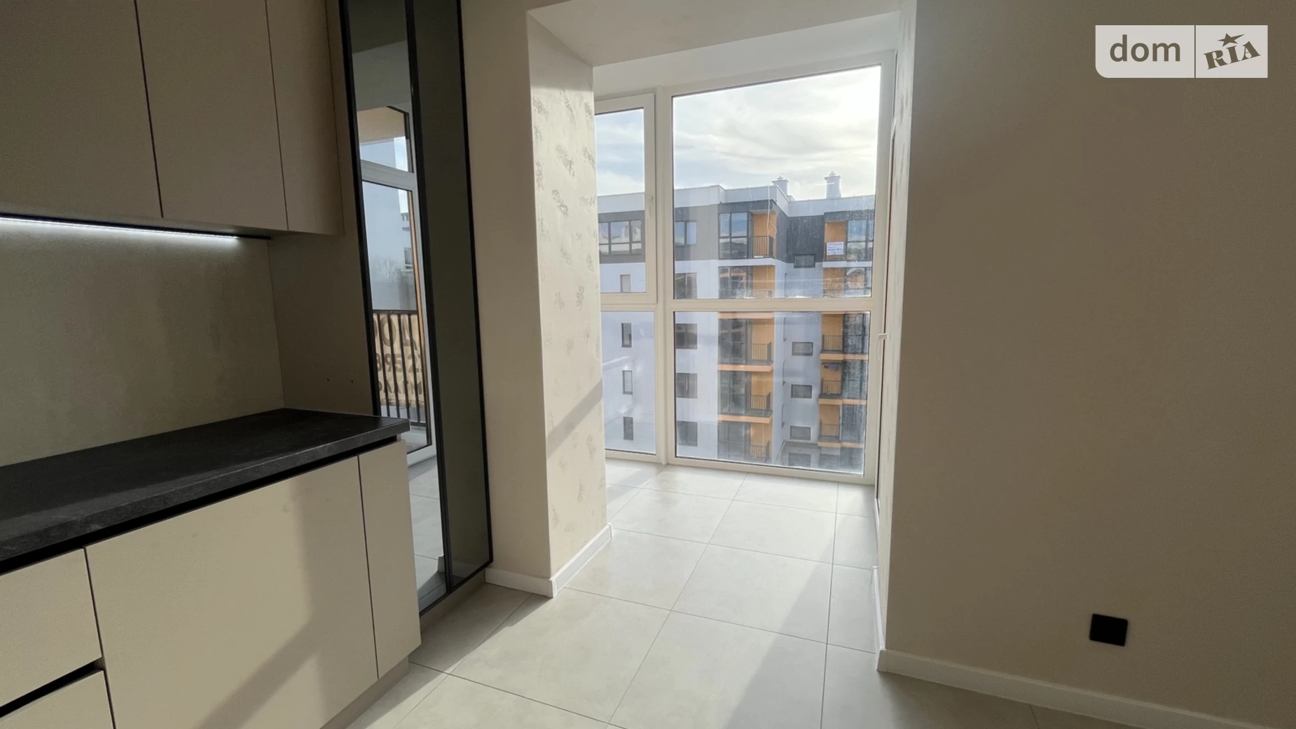 Продается 2-комнатная квартира 53 кв. м в, цена: 79000 $ - фото 2