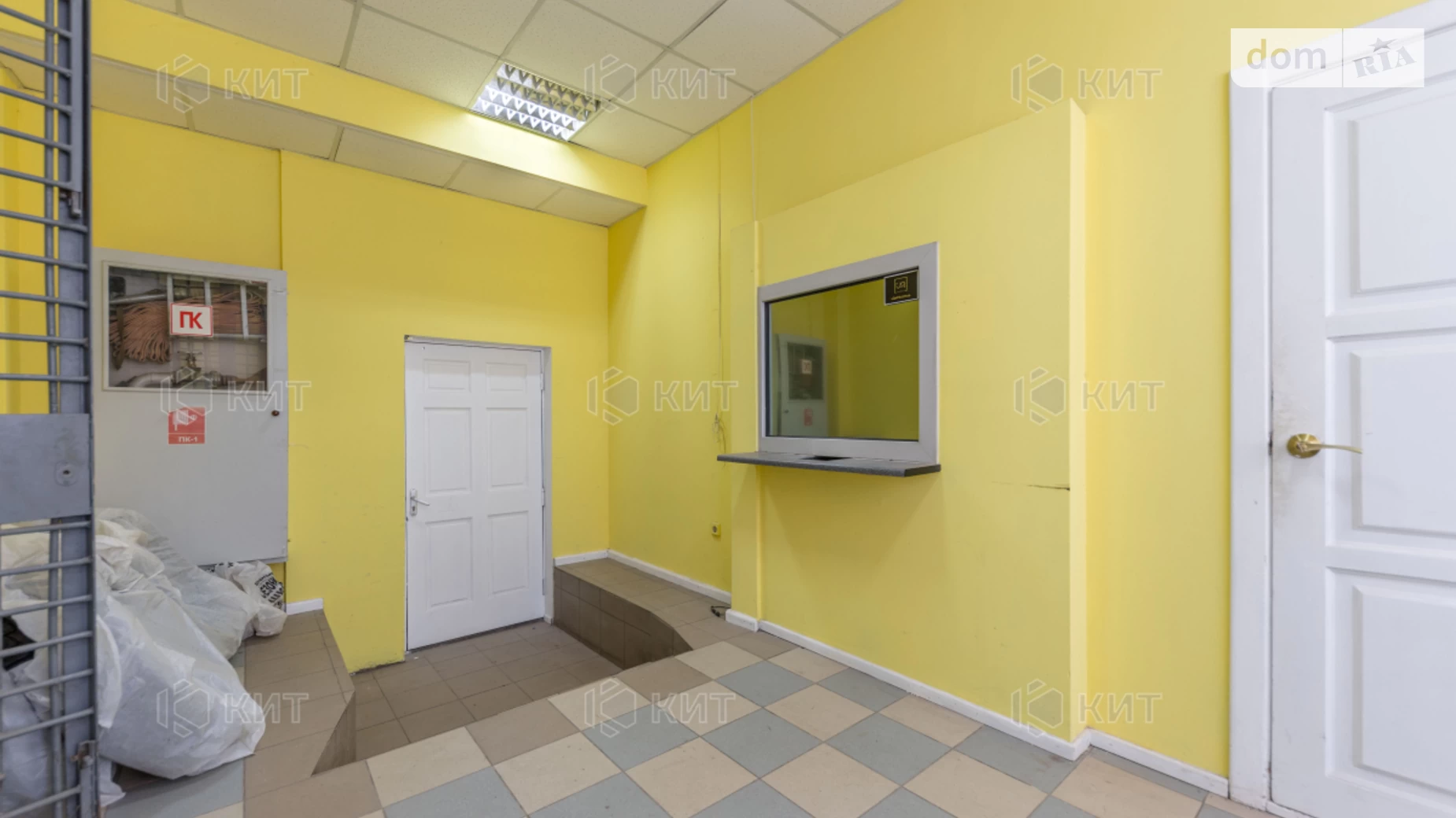 Сдается в аренду офис 230 кв. м в бизнес-центре, цена: 34500 грн - фото 2