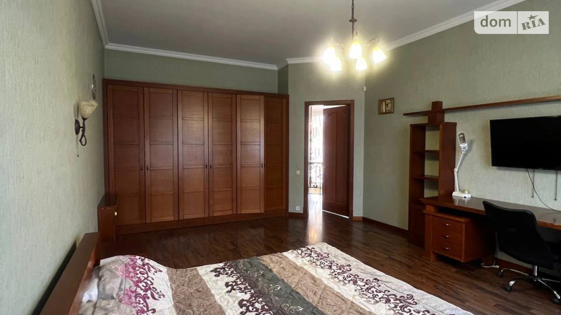 Сдается в аренду дом на 2 этажа 458.2 кв. м с мансардой, цена: 1800 $ - фото 2