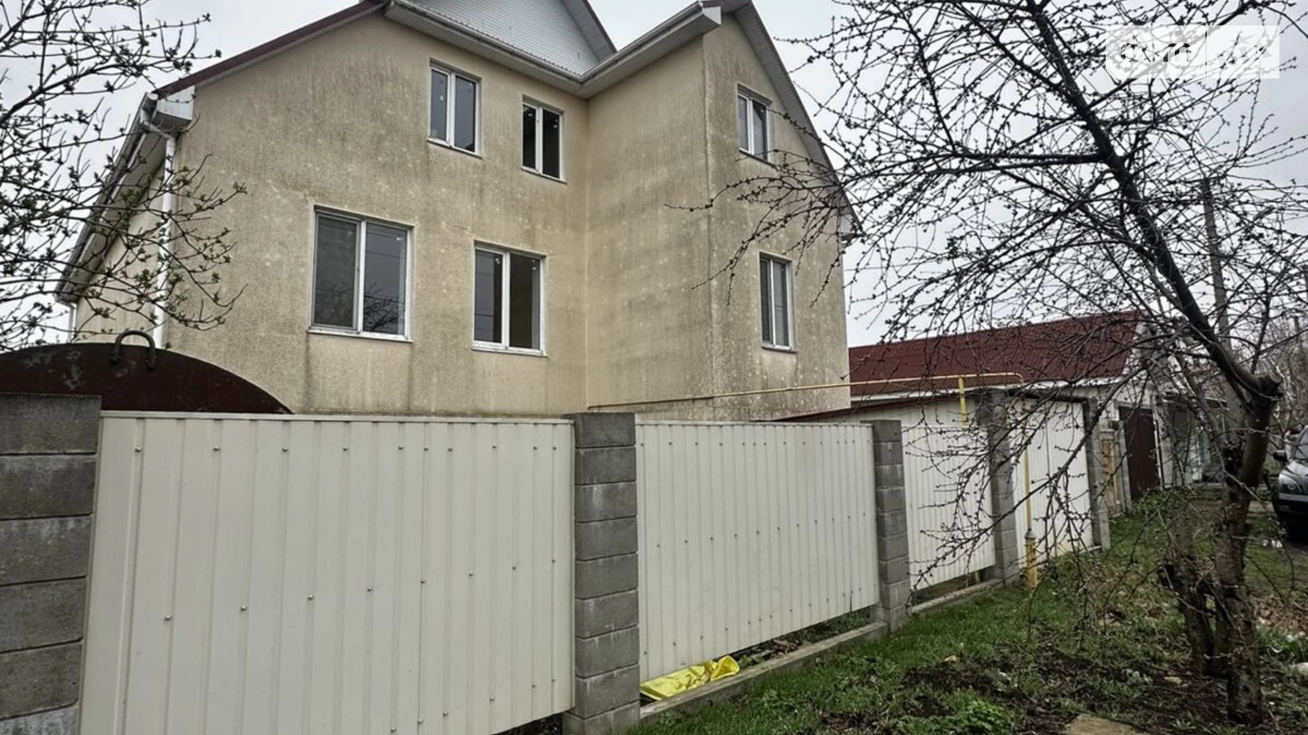 Продается дом на 2 этажа 228.2 кв. м с садом, цена: 125000 $ - фото 3