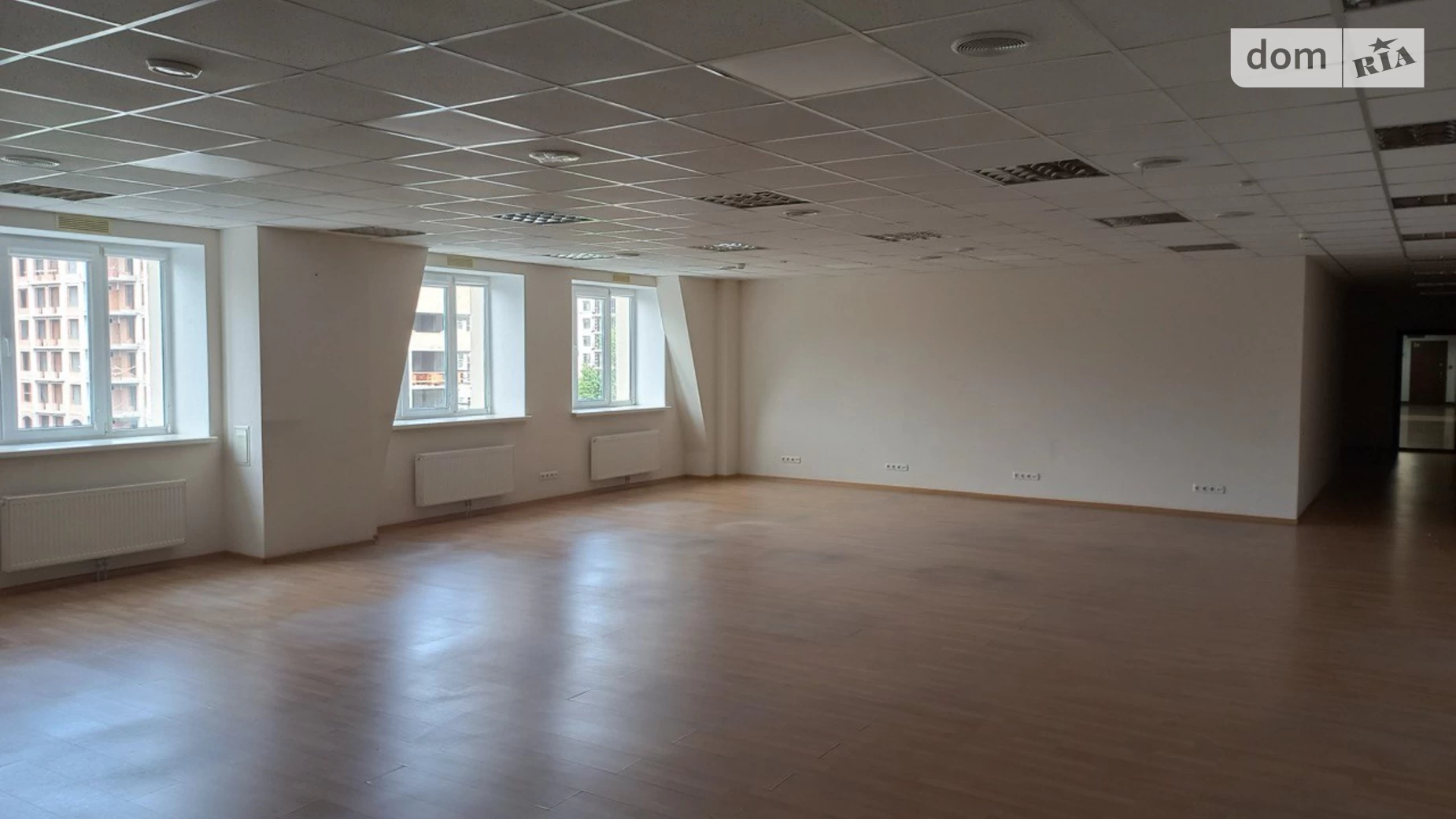 Сдается в аренду офис 202 кв. м в бизнес-центре, цена: 1814 $ - фото 2