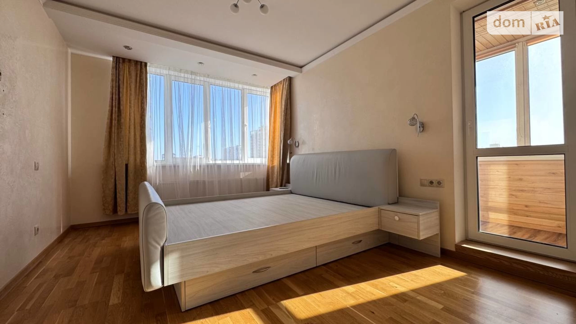 Продається 2-кімнатна квартира 76 кв. м у Києві, цена: 188000 $ - фото 2