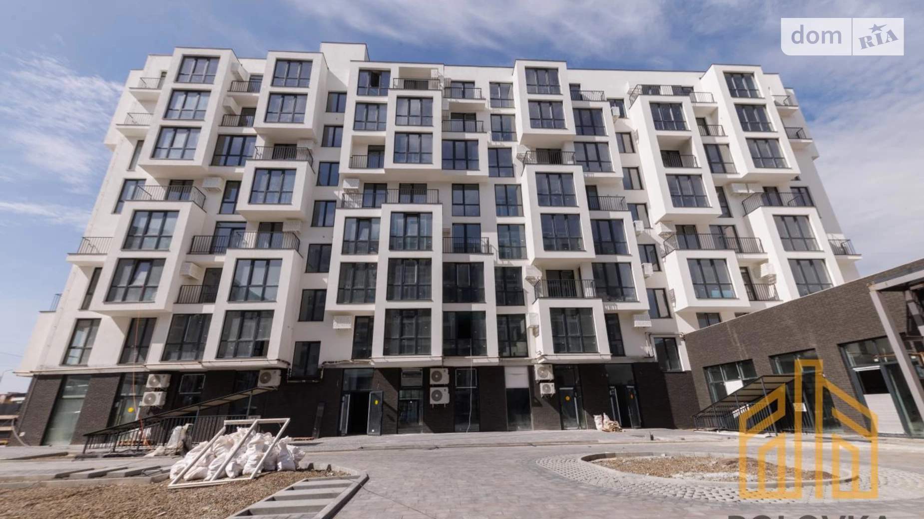 Продается 1-комнатная квартира 53.2 кв. м в Ужгороде, ул. Капушанская(Победы) - фото 2