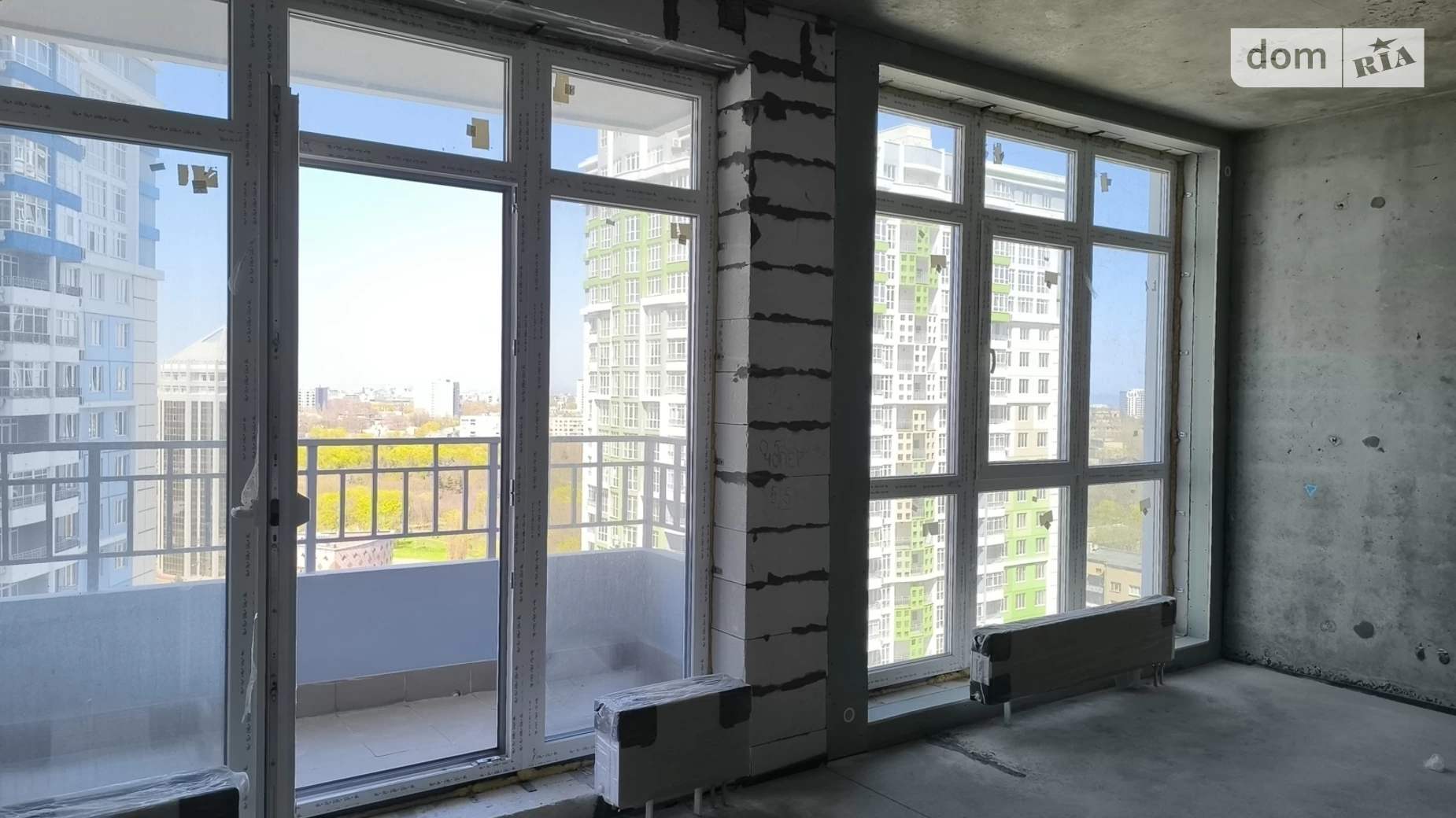 Продается 1-комнатная квартира 47 кв. м в Одессе, просп. Гагарина, 19 корпус 4 - фото 4
