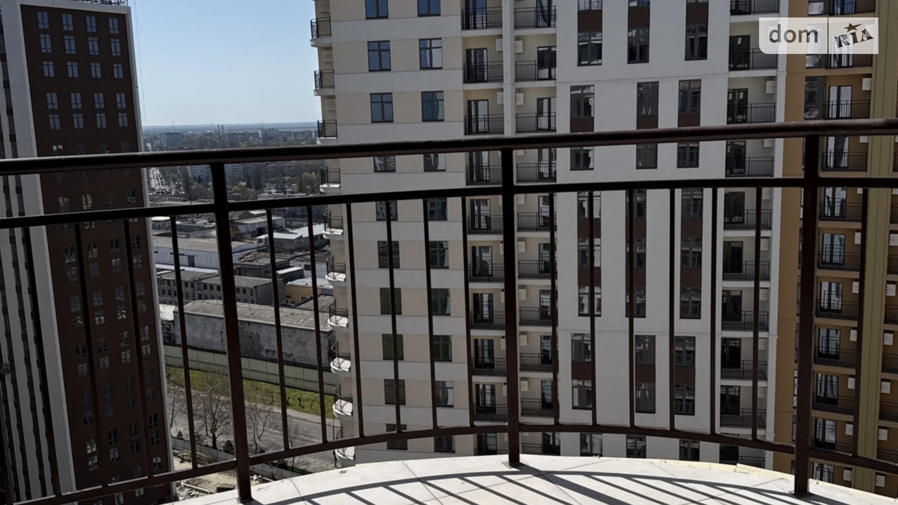 Продается 1-комнатная квартира 43 кв. м в Одессе, ул. Краснова, 3 корпус 66 - фото 5