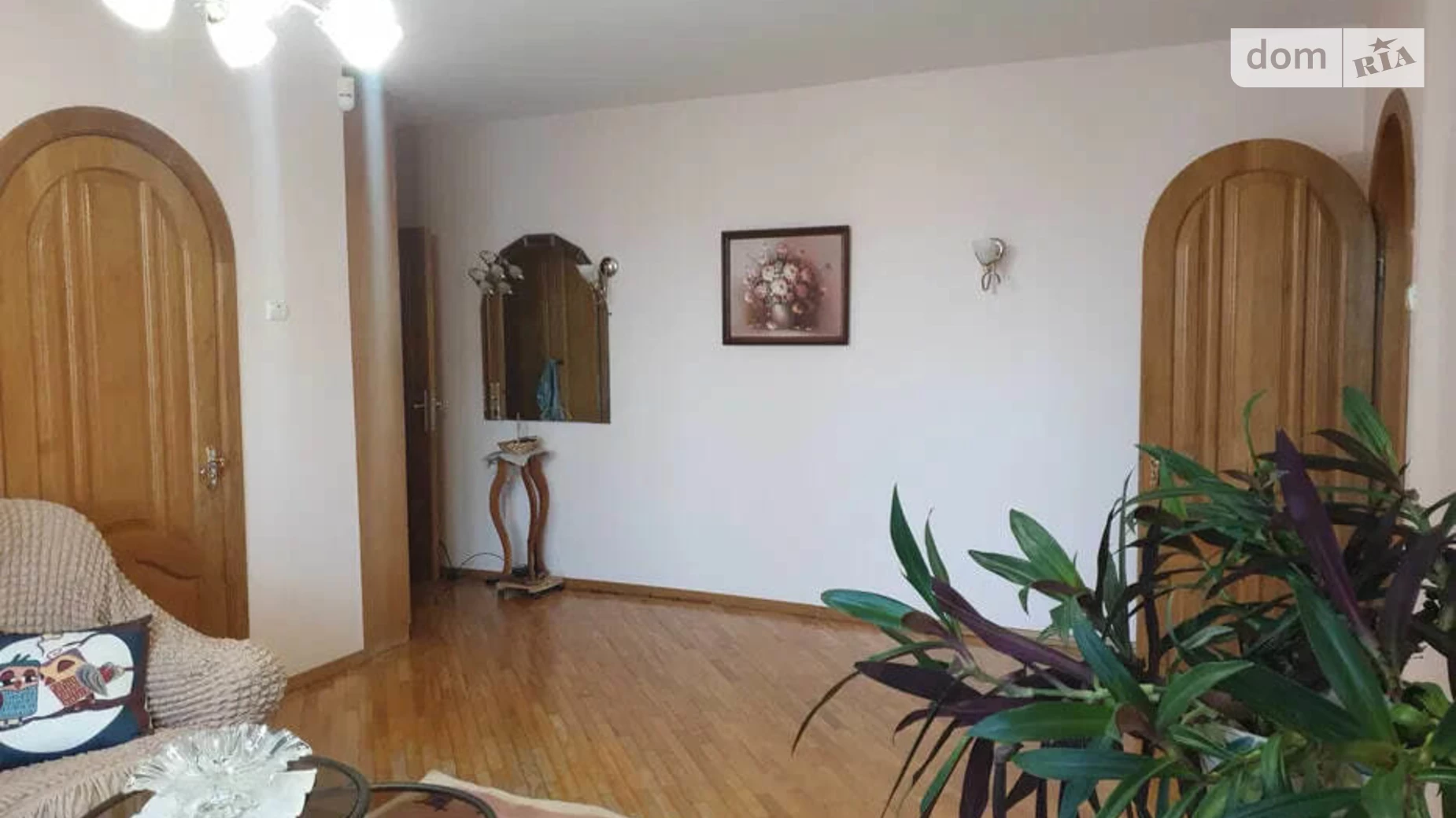 2-комнатная квартира 64 кв. м в Луцке, просп. Возрождение - фото 4