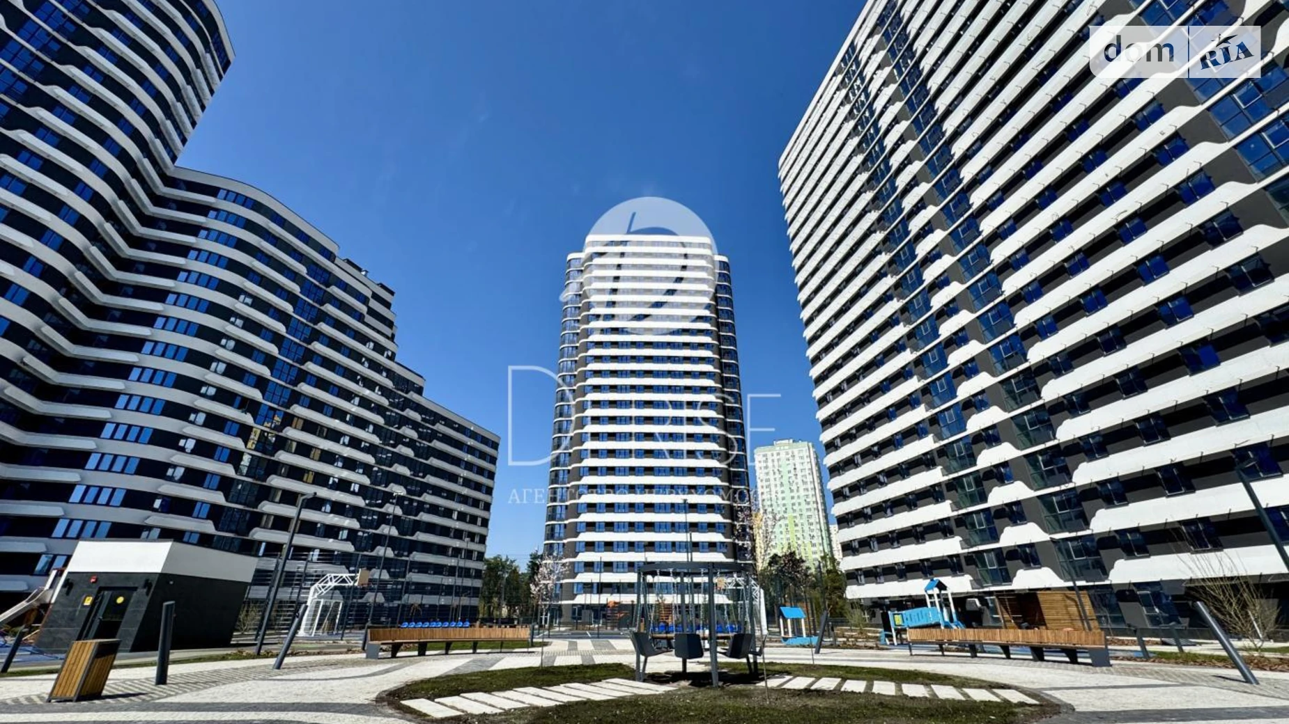 Продается 2-комнатная квартира 79.8 кв. м в Киеве, ул. Воскресенская, 2В - фото 2