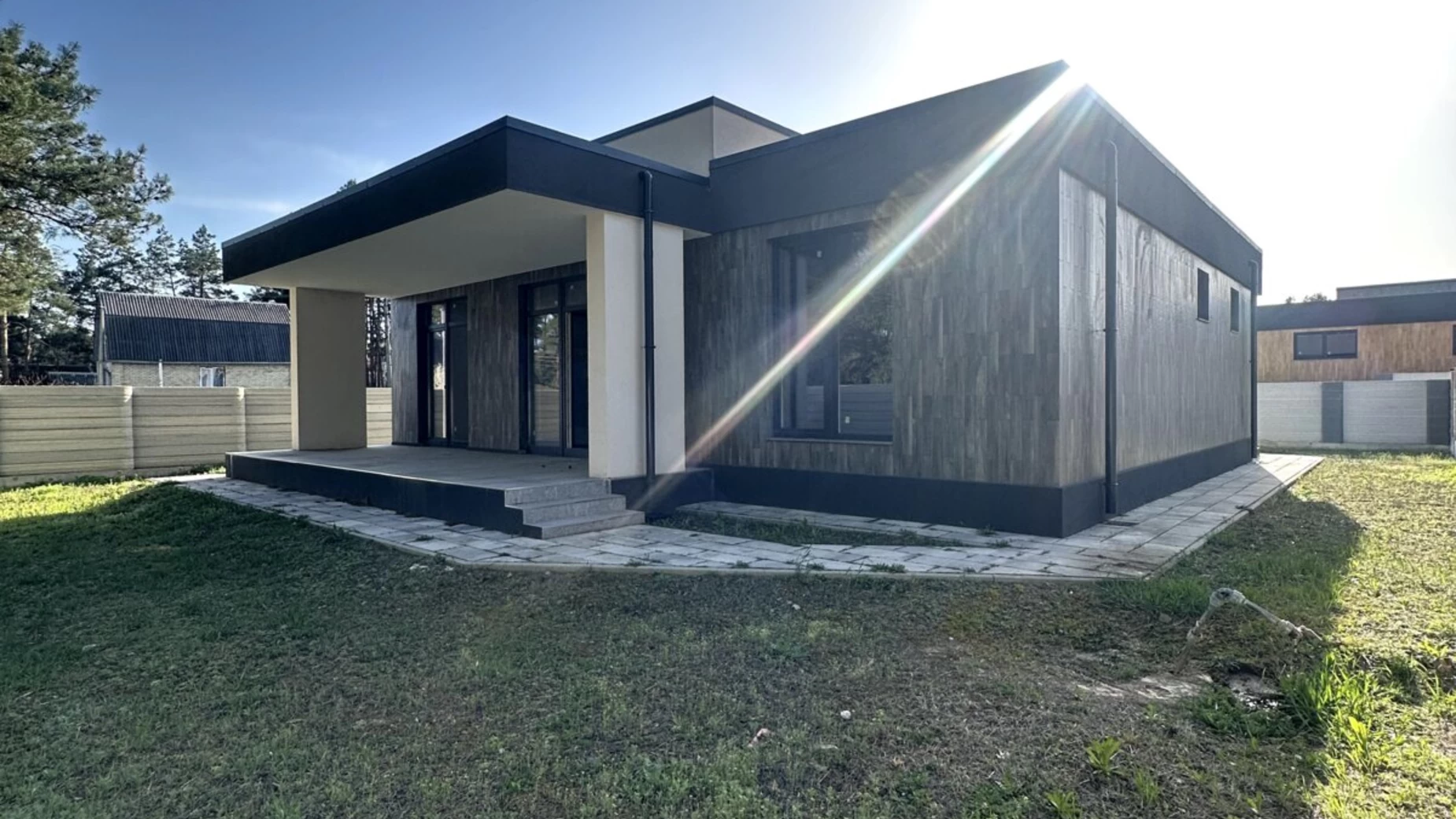 Продається одноповерховий будинок 143 кв. м з каміном, цена: 150000 $ - фото 2