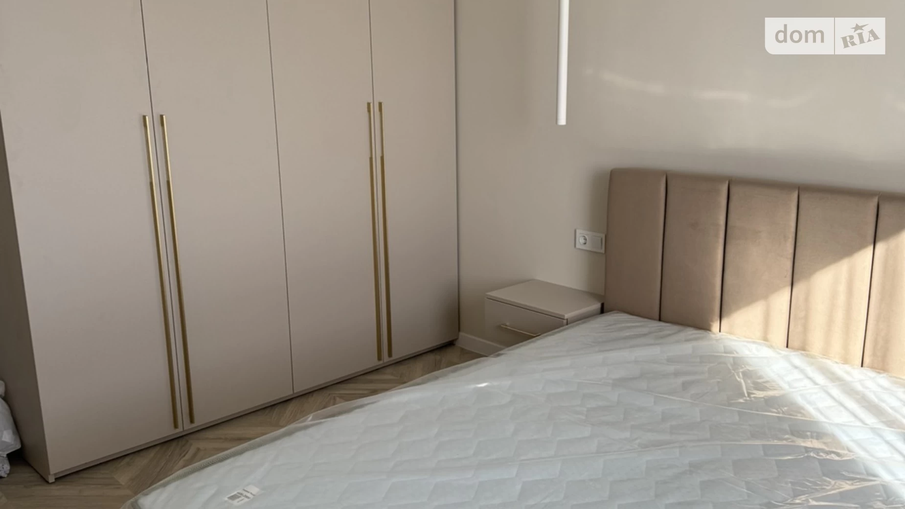Продается 1-комнатная квартира 45 кв. м в Ужгороде, цена: 79000 $ - фото 4