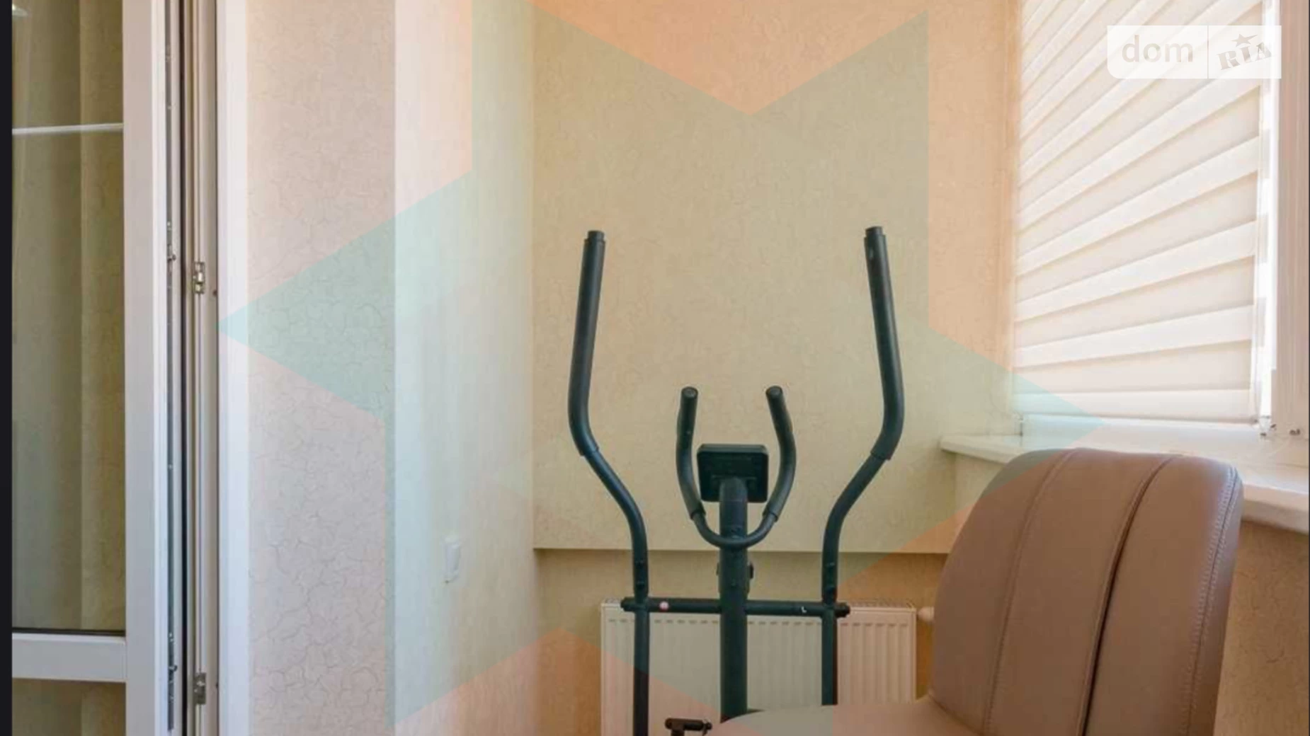 Продается 1-комнатная квартира 56.7 кв. м в Днепре, ул. Диевская(Трофимовых Братьев), 24А - фото 2