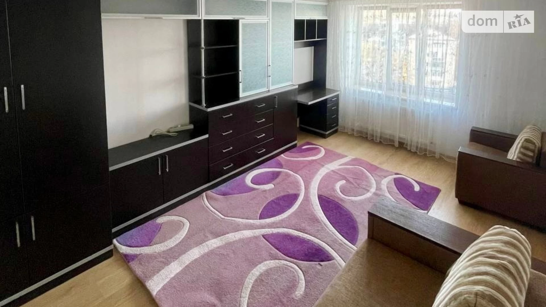 1-комнатная квартира 42 кв. м в Тернополе, ул. Глубокая, 15 - фото 2