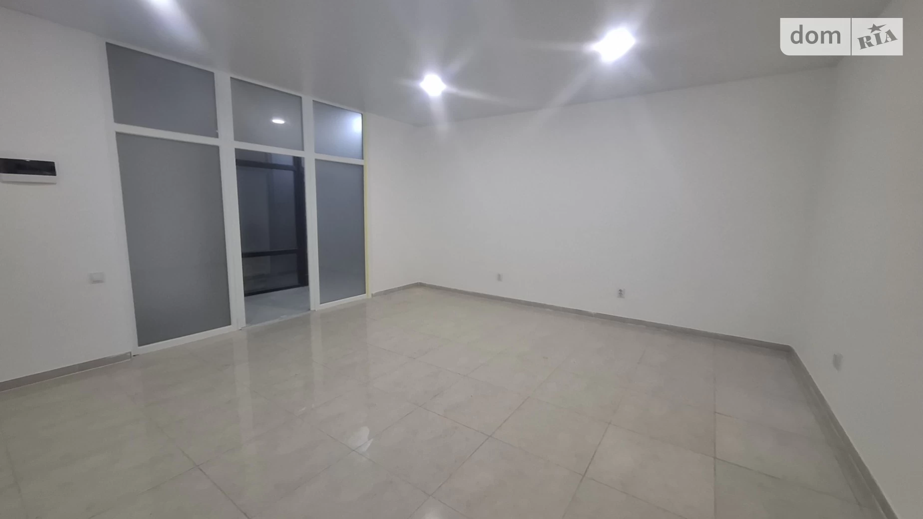 Здається в оренду офіс 29.9 кв. м в бізнес-центрі, цена: 6500 грн - фото 4