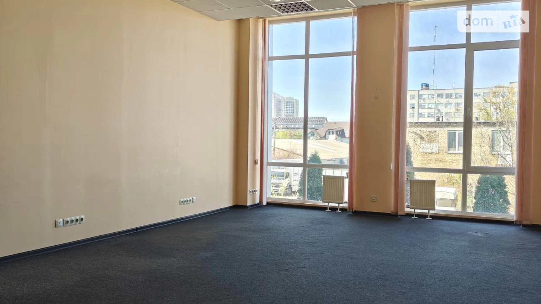 Сдается в аренду офис 47.6 кв. м в бизнес-центре, цена: 14280 грн - фото 2