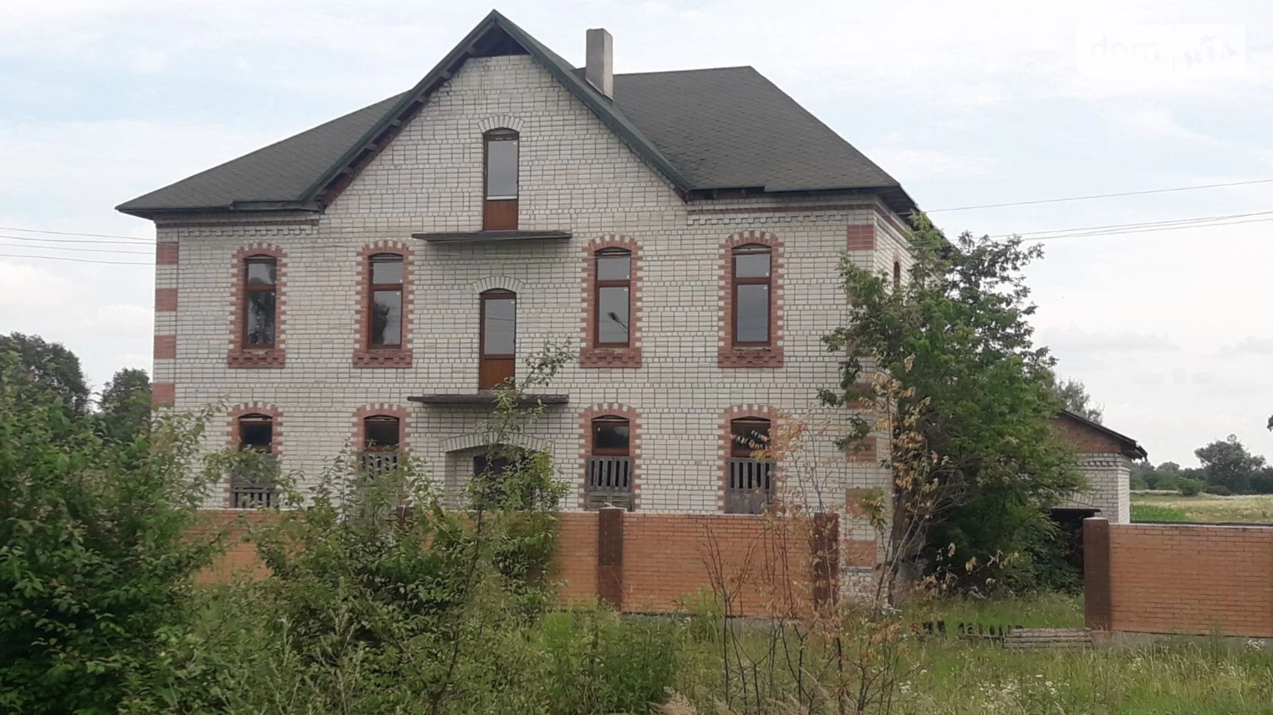 Продается дом на 2 этажа 309.7 кв. м с гаражом, цена: 40000 $ - фото 5