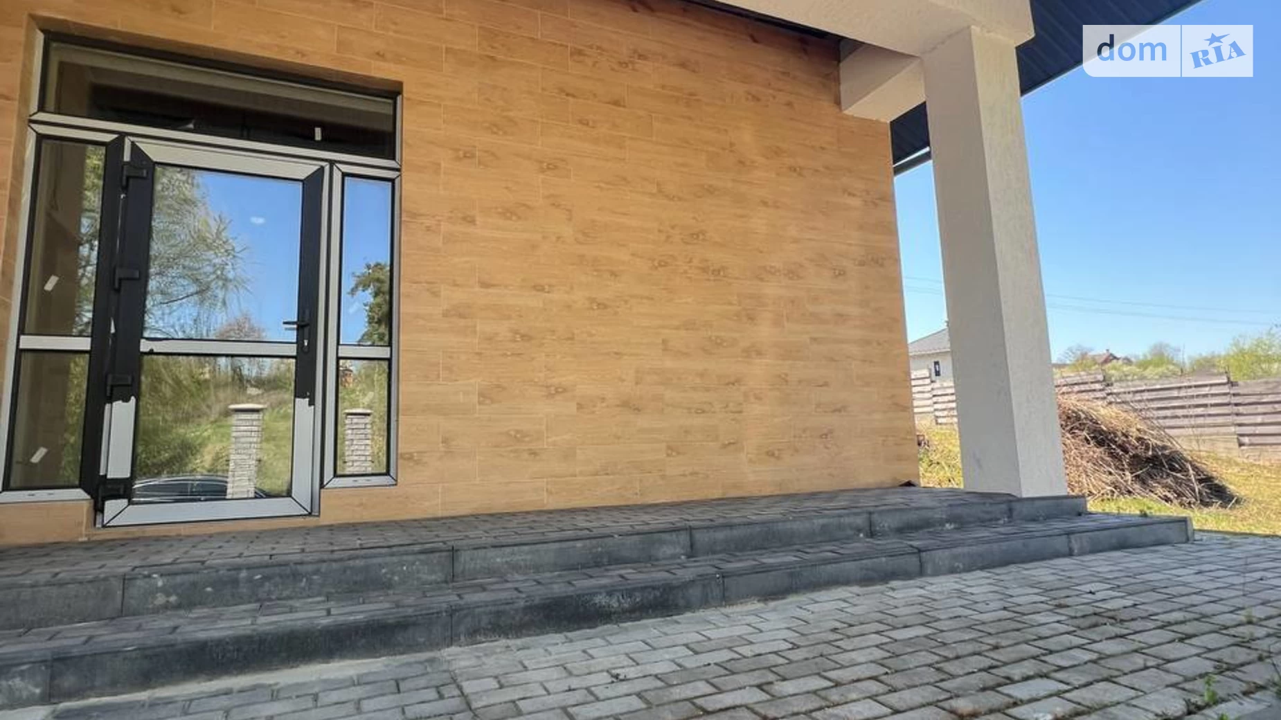Продается одноэтажный дом 170 кв. м с верандой, цена: 150000 $ - фото 2