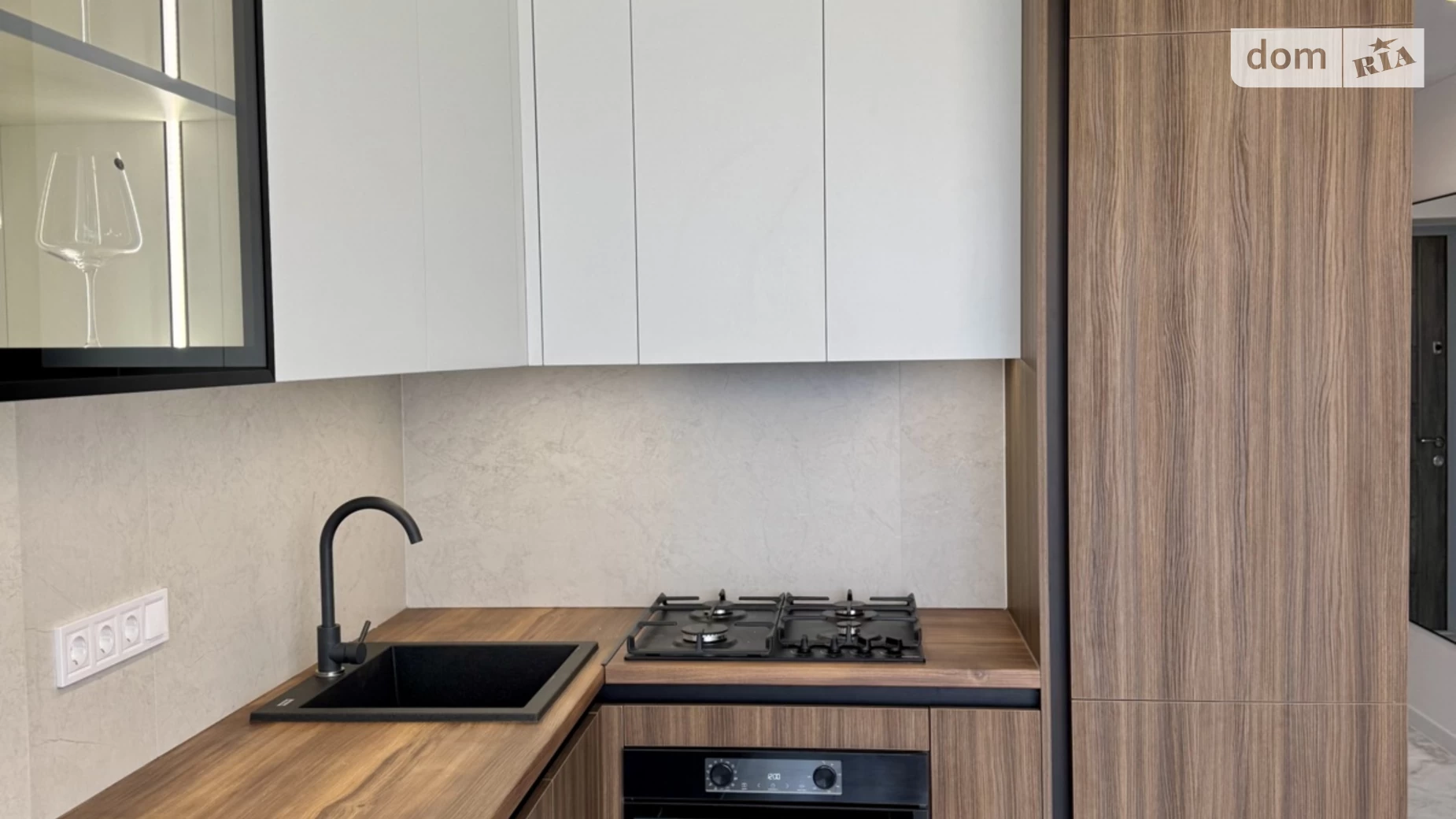 1-комнатная квартира 47 кв. м в Тернополе, пер. Кирпичный, 2 - фото 3