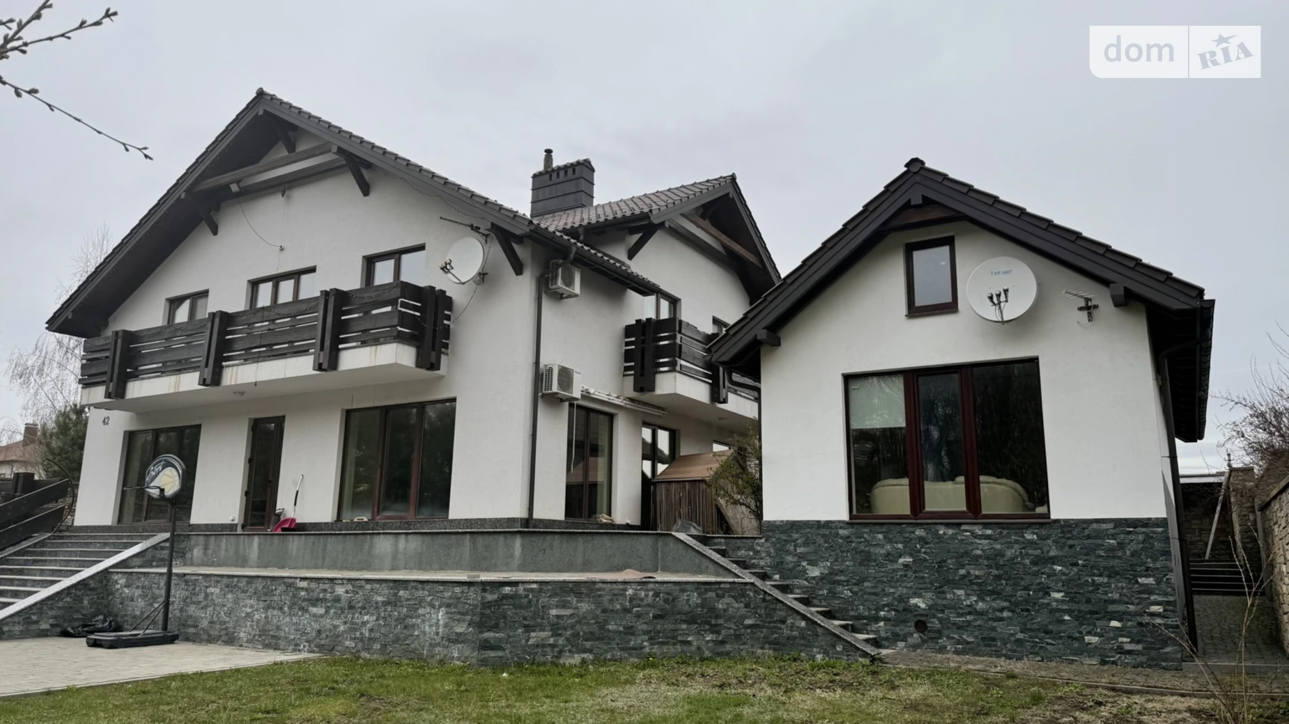 Продается дом на 3 этажа 385 кв. м с верандой, цена: 550000 $ - фото 3