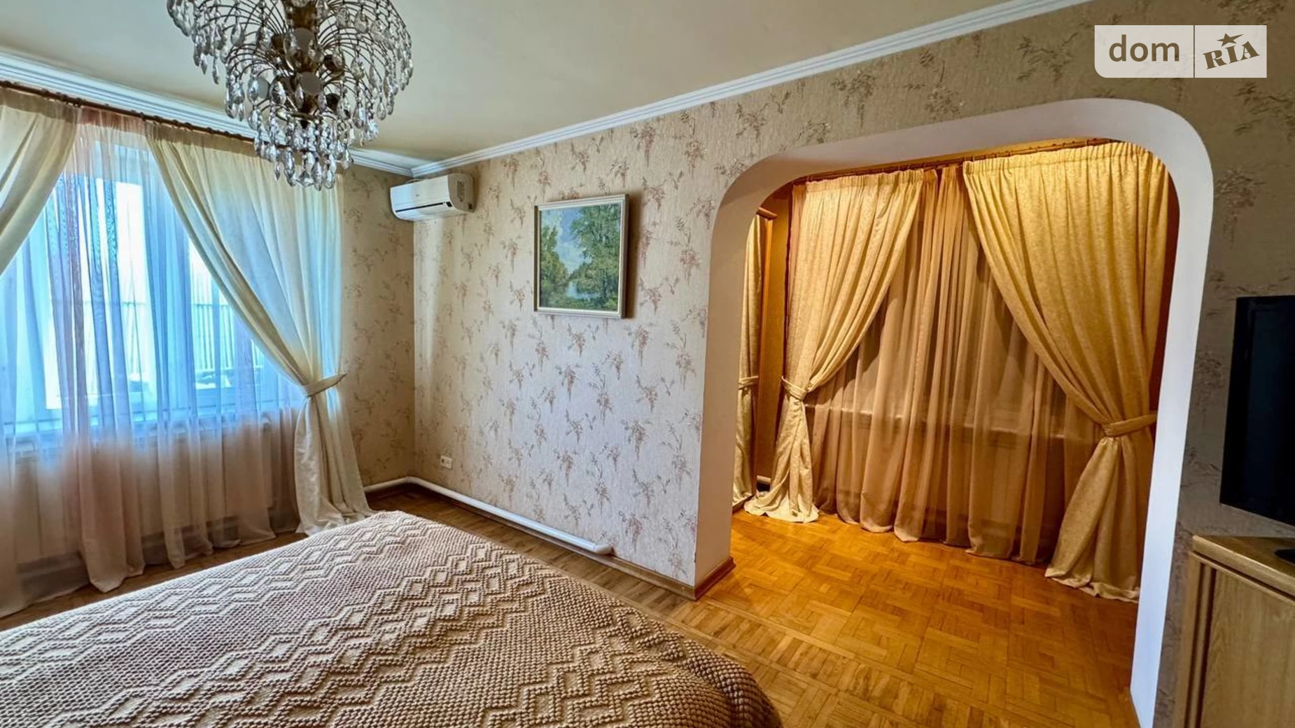 Продается дом на 2 этажа 262.2 кв. м с бассейном, цена: 185000 $ - фото 4