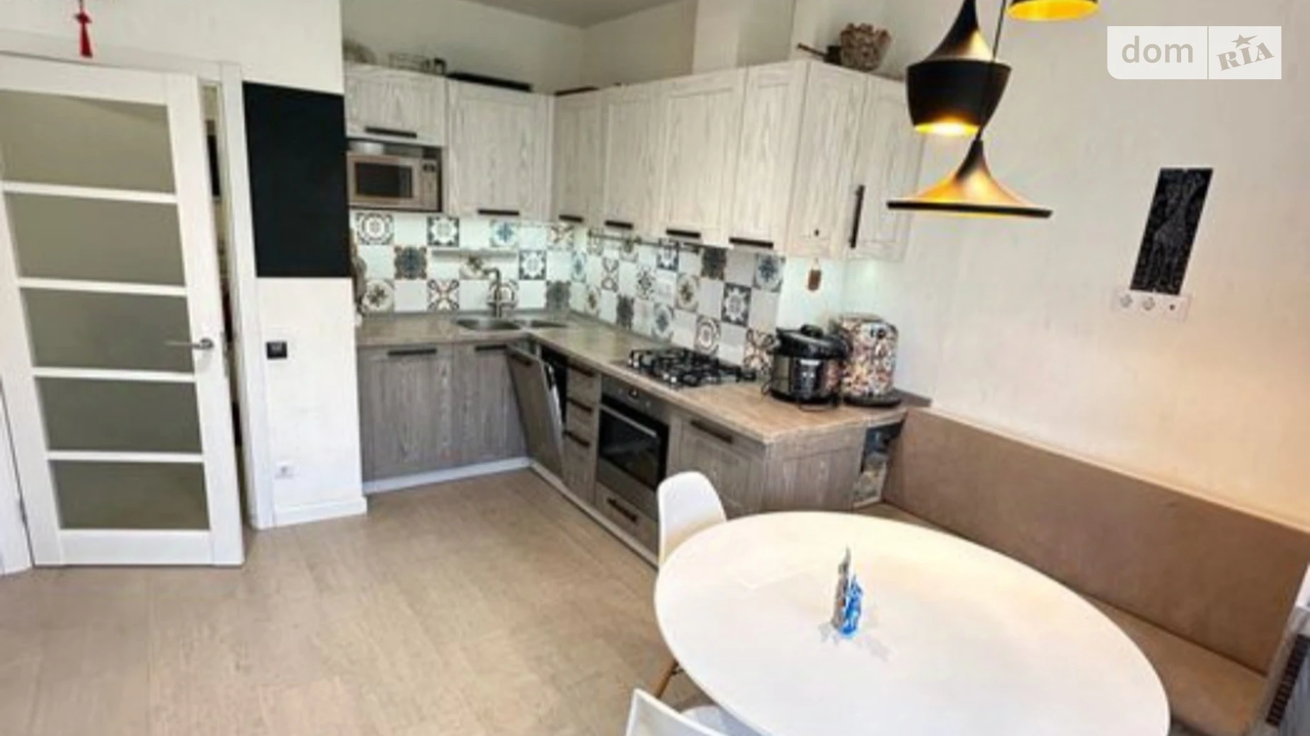 Продается 3-комнатная квартира 109.3 кв. м в Днепре, ул. Солнечная Набережная(Малиновского Маршала), 48А - фото 2