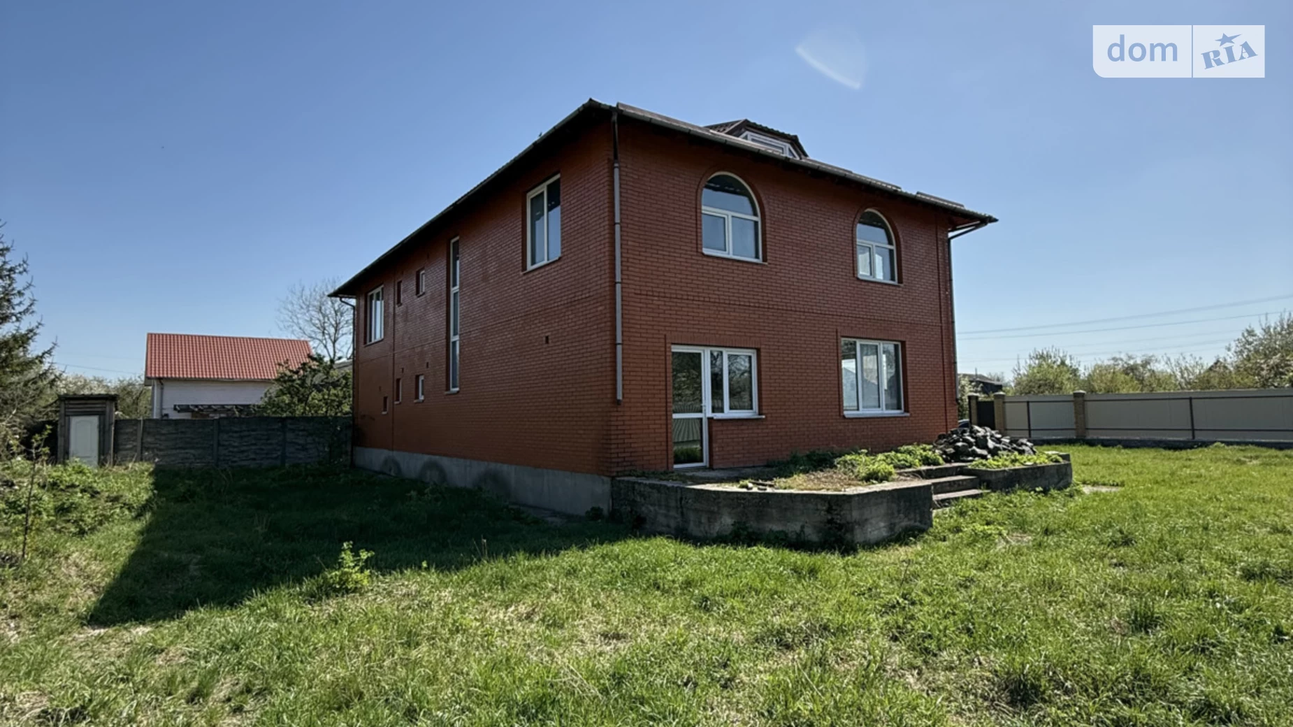 Продается дом на 2 этажа 270 кв. м с террасой, цена: 95000 $ - фото 3