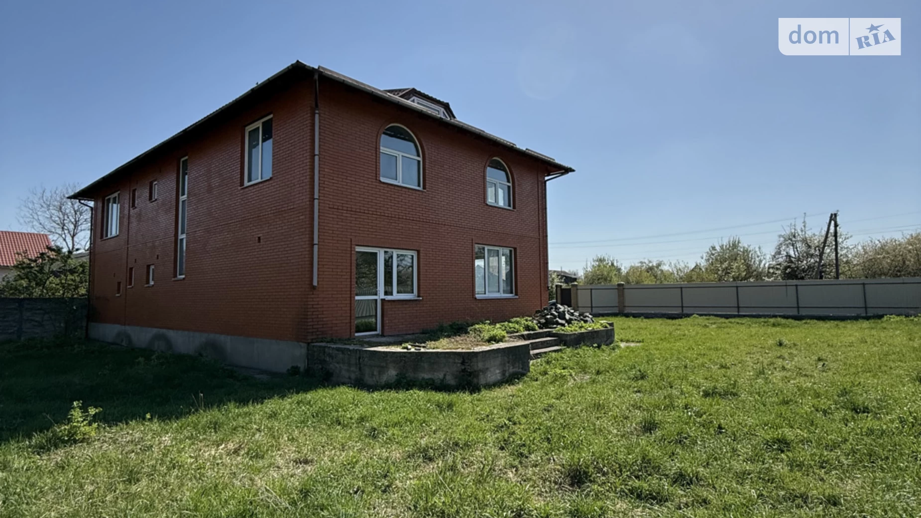 Продается дом на 2 этажа 270 кв. м с террасой, цена: 95000 $ - фото 4