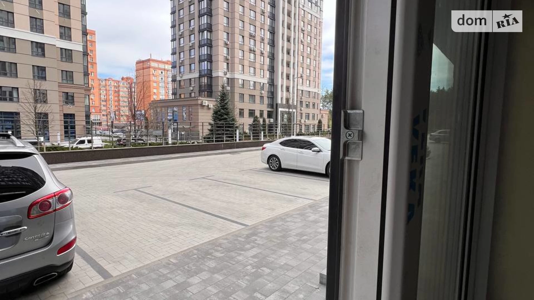 Здається в оренду приміщення вільного призначення 103 кв. м в 16-поверховій будівлі, цена: 1200 $ - фото 2