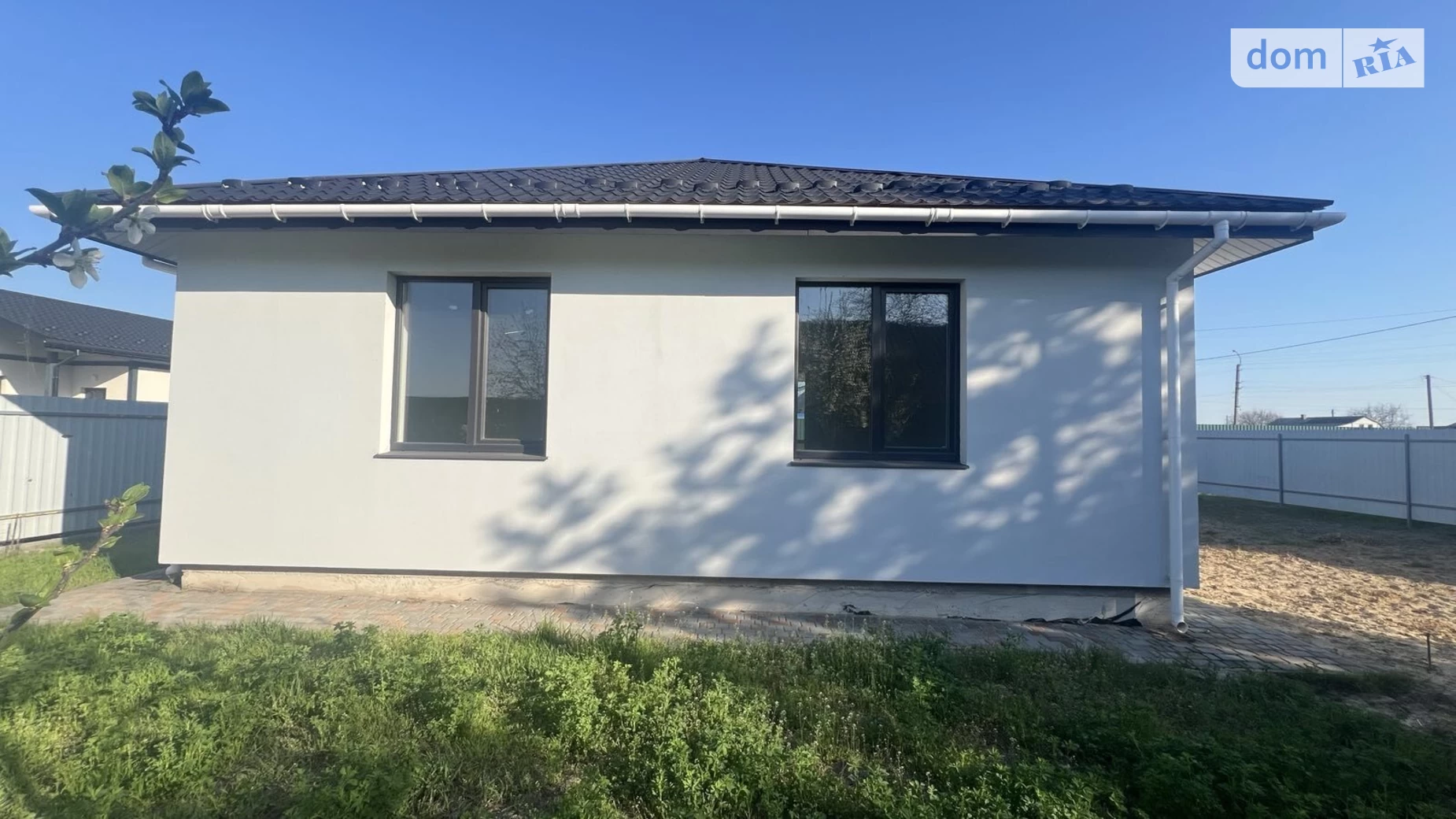 Продається одноповерховий будинок 81 кв. м з каміном, цена: 88000 $ - фото 3