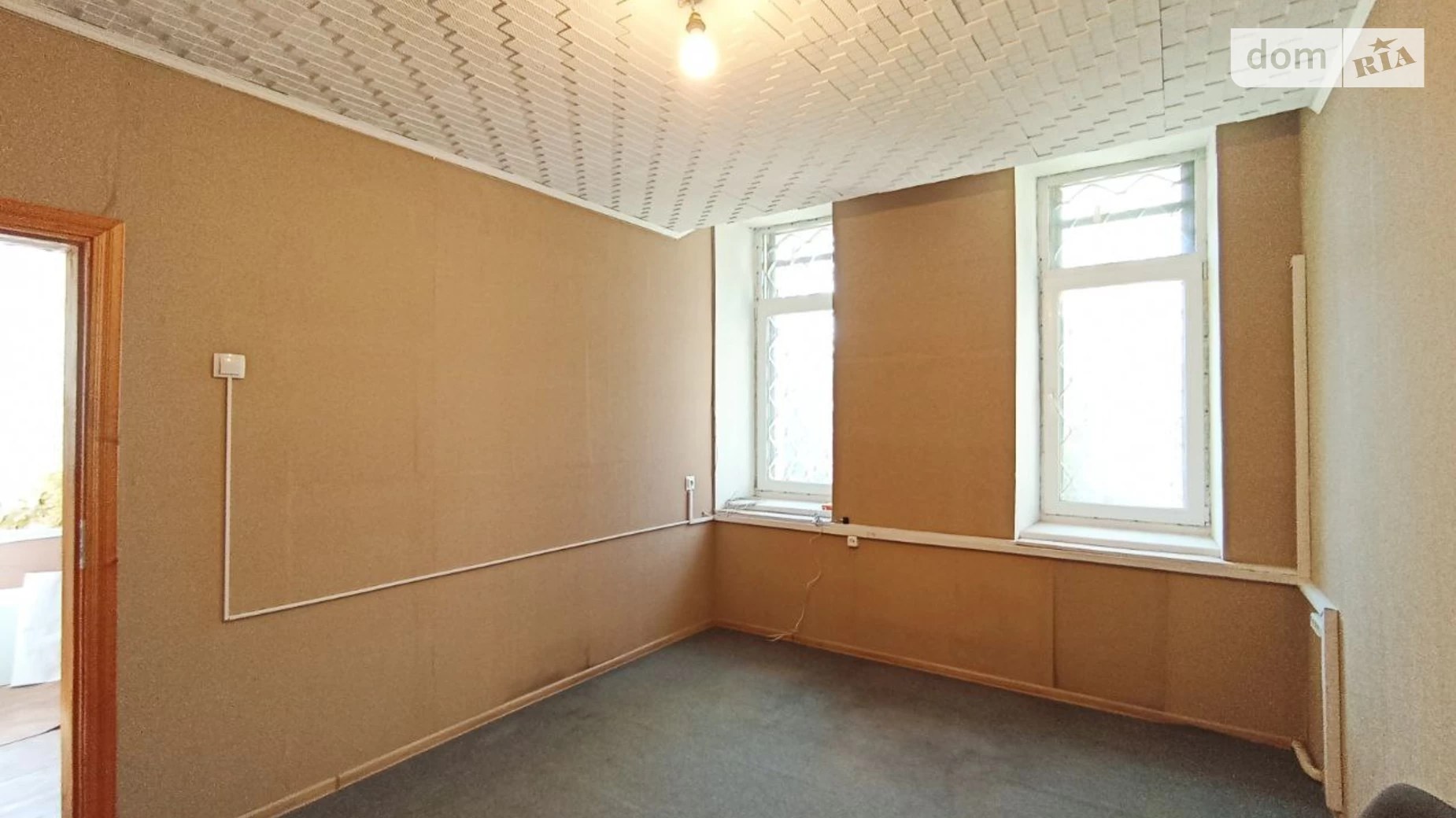 Сдается в аренду офис 13.9 кв. м в бизнес-центре, цена: 2500 грн - фото 3