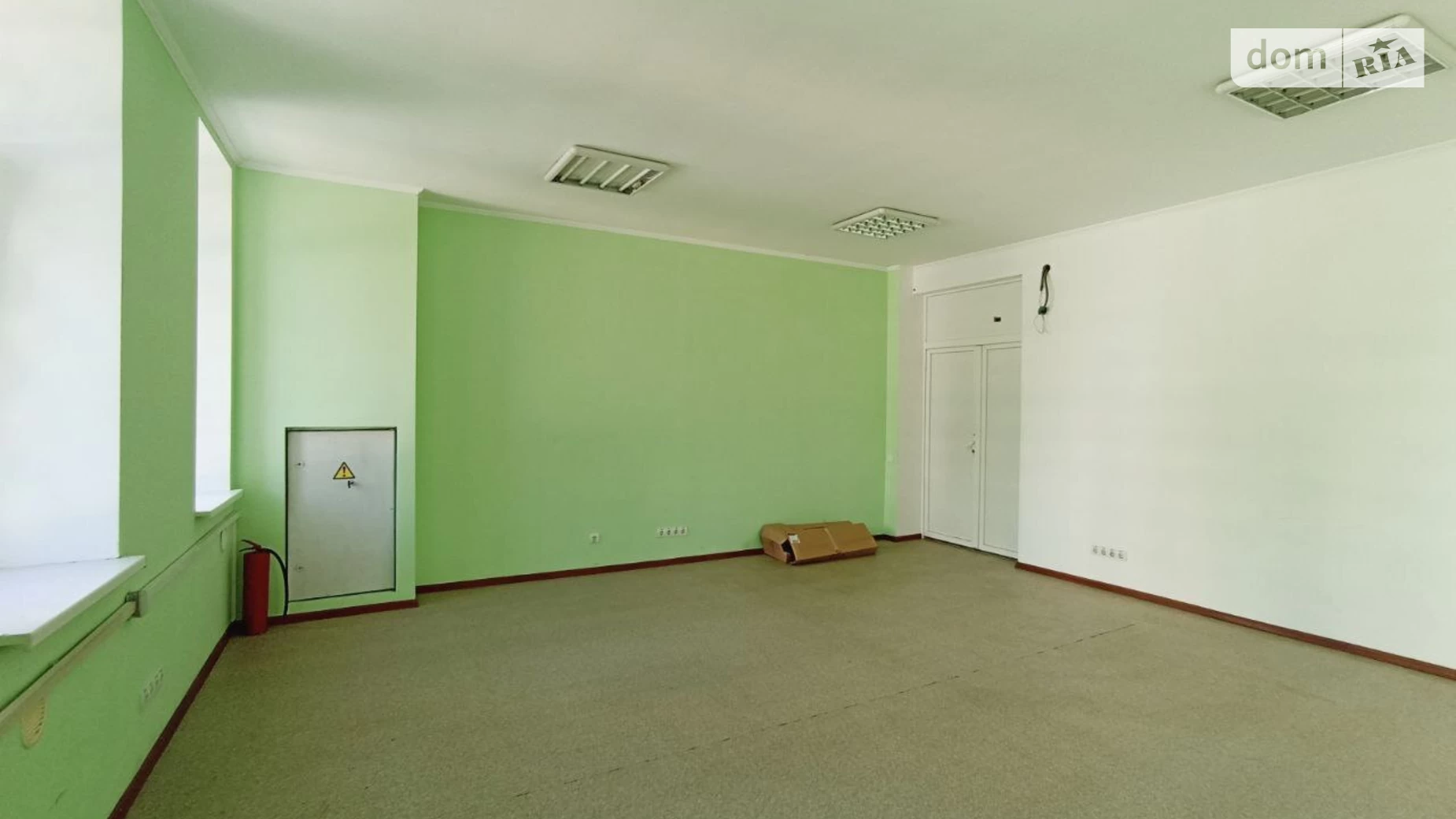 Сдается в аренду офис 36 кв. м в бизнес-центре, цена: 5000 грн - фото 3