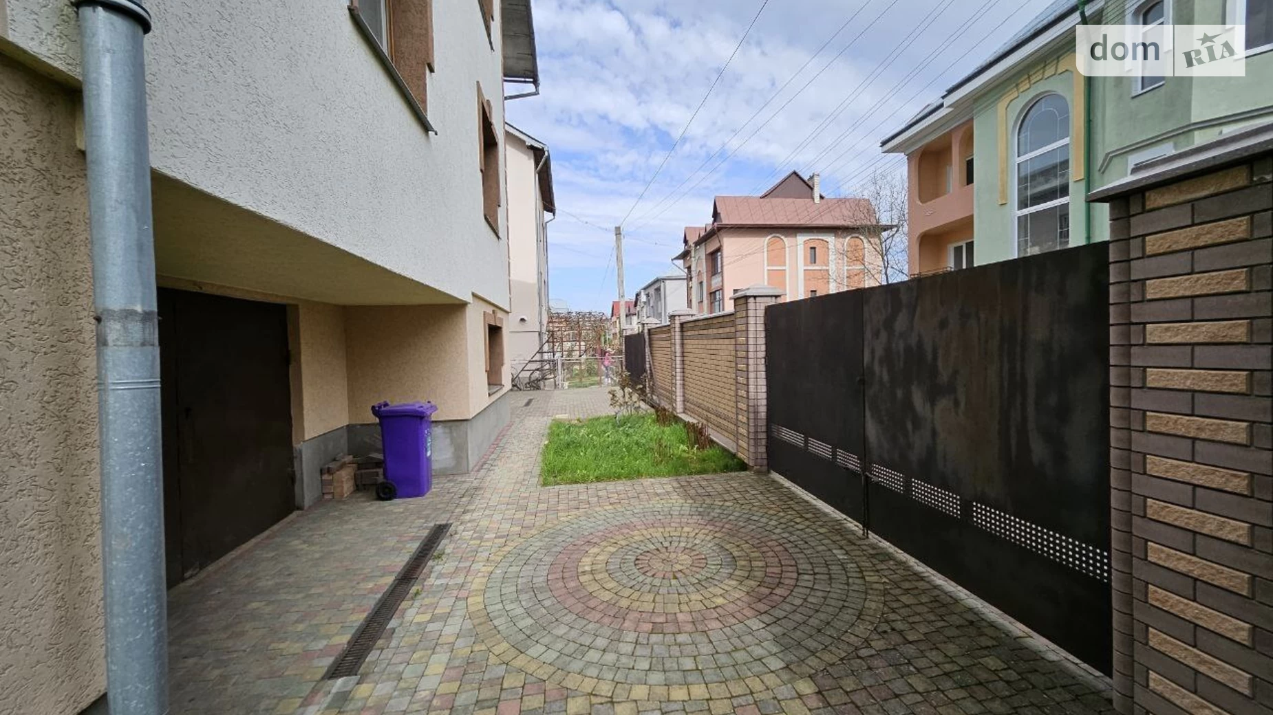 Продається будинок 3 поверховий 370 кв. м з гаражем, цена: 260000 $ - фото 3