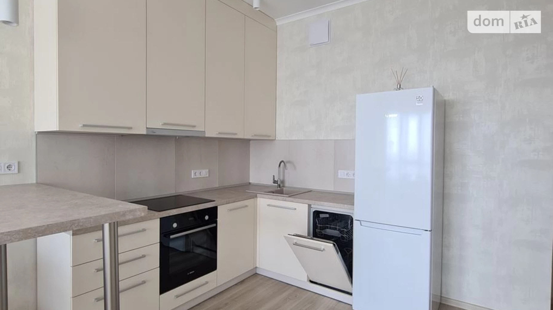 Сдается в аренду 1-комнатная квартира 45.1 кв. м в Киеве, просп. Николая  Бажана, 1А - фото 5