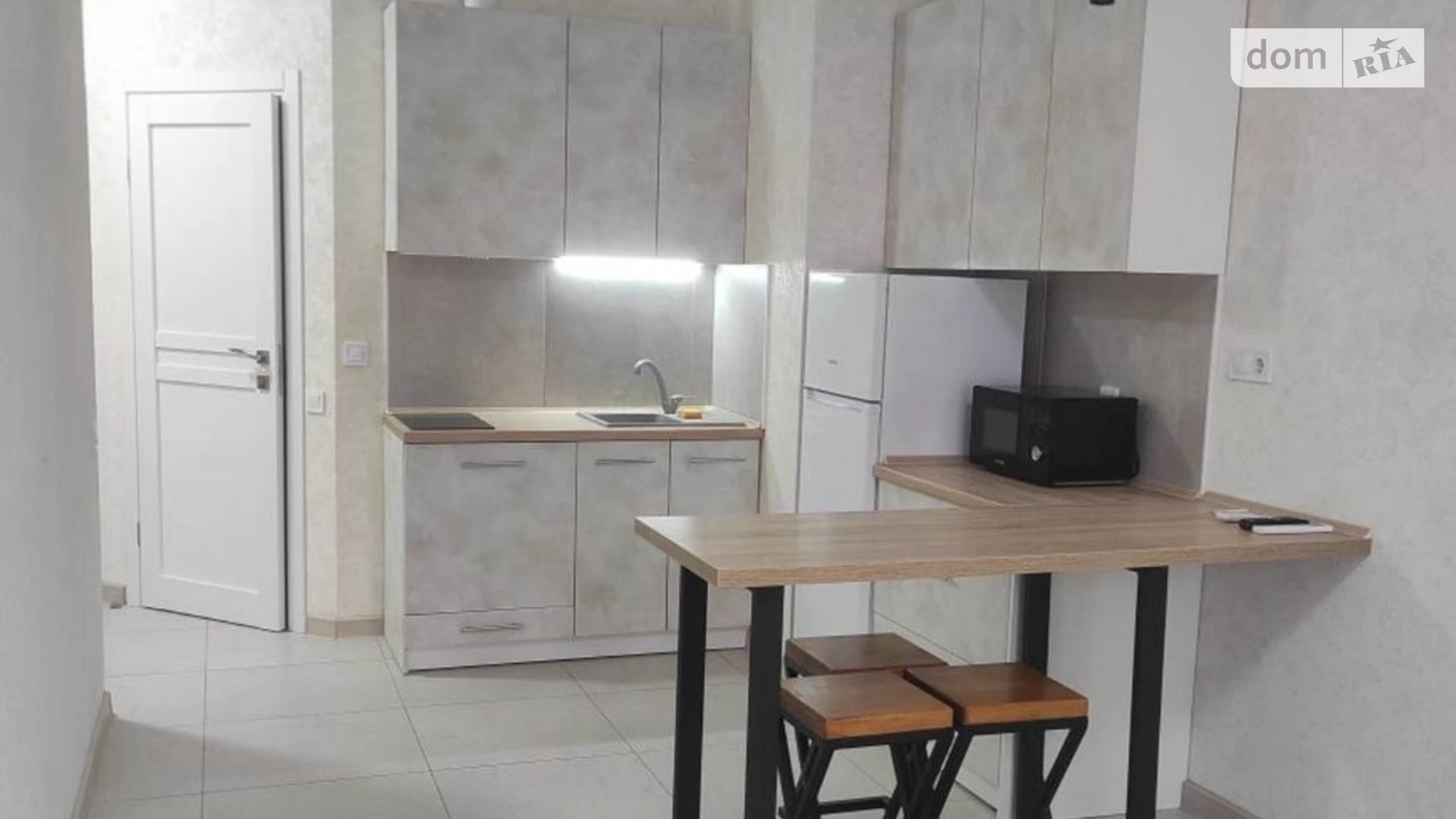 Продається 1-кімнатна квартира 34 кв. м у Одесі, пров. Кордонний, 2/2 - фото 2