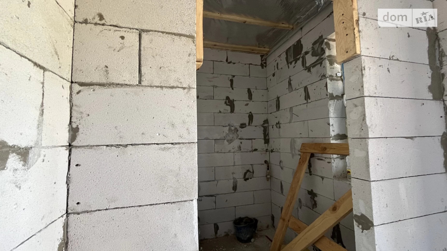 Продается одноэтажный дом 90 кв. м с камином, цена: 75000 $ - фото 4
