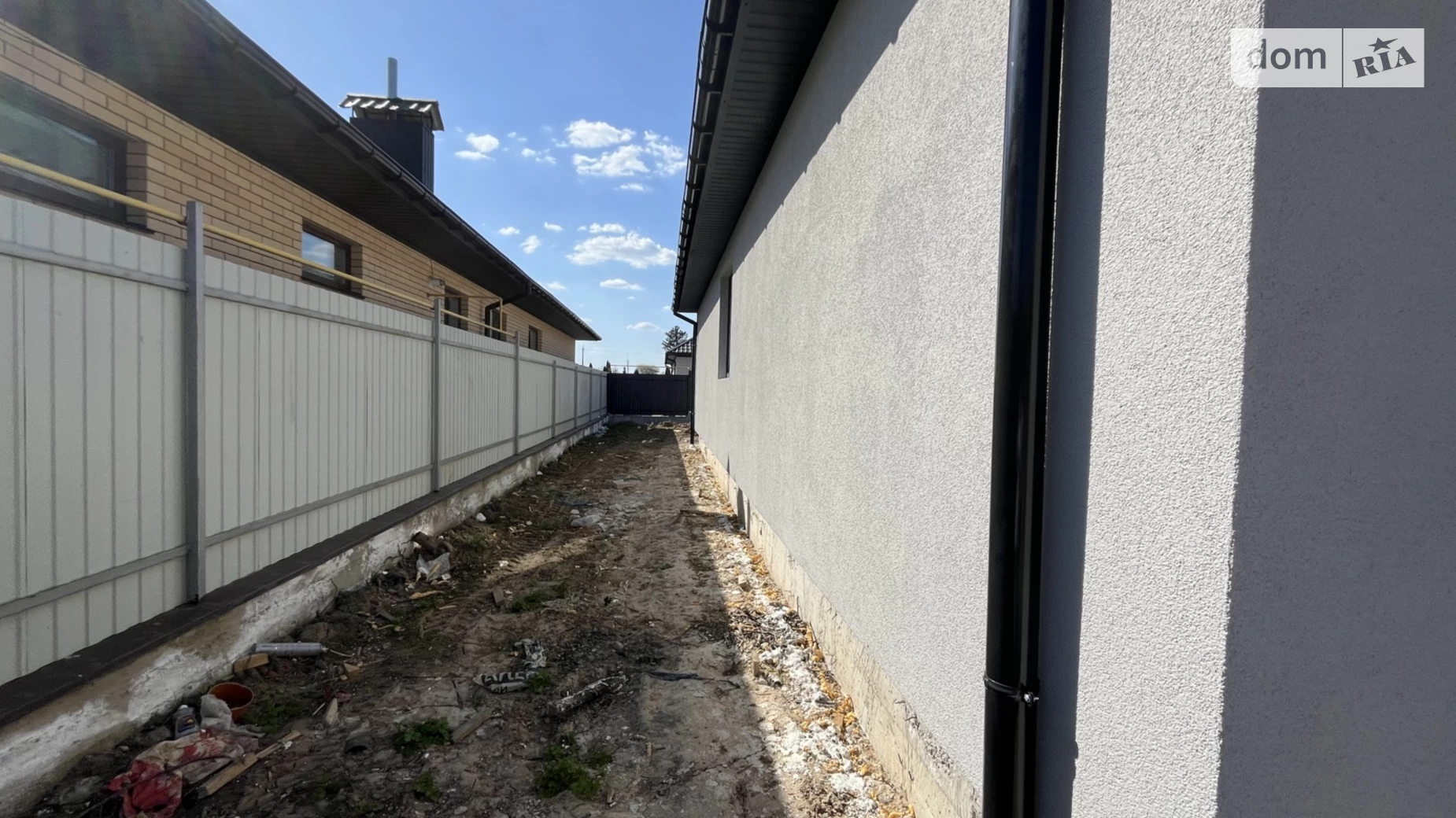 Продается одноэтажный дом 90 кв. м с камином, цена: 75000 $ - фото 3
