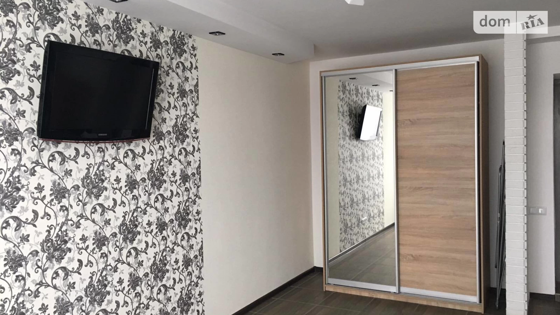 Продается 1-комнатная квартира 42 кв. м в Виннице, ул. Келецкая - фото 2