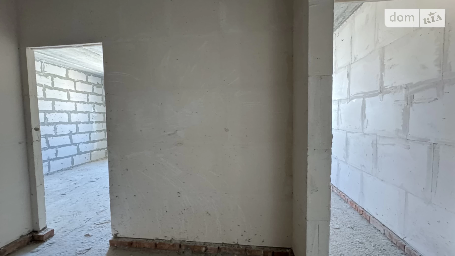 Продается 2-комнатная квартира 78 кв. м в Слобожанском, ул. Содружества, 5 - фото 2