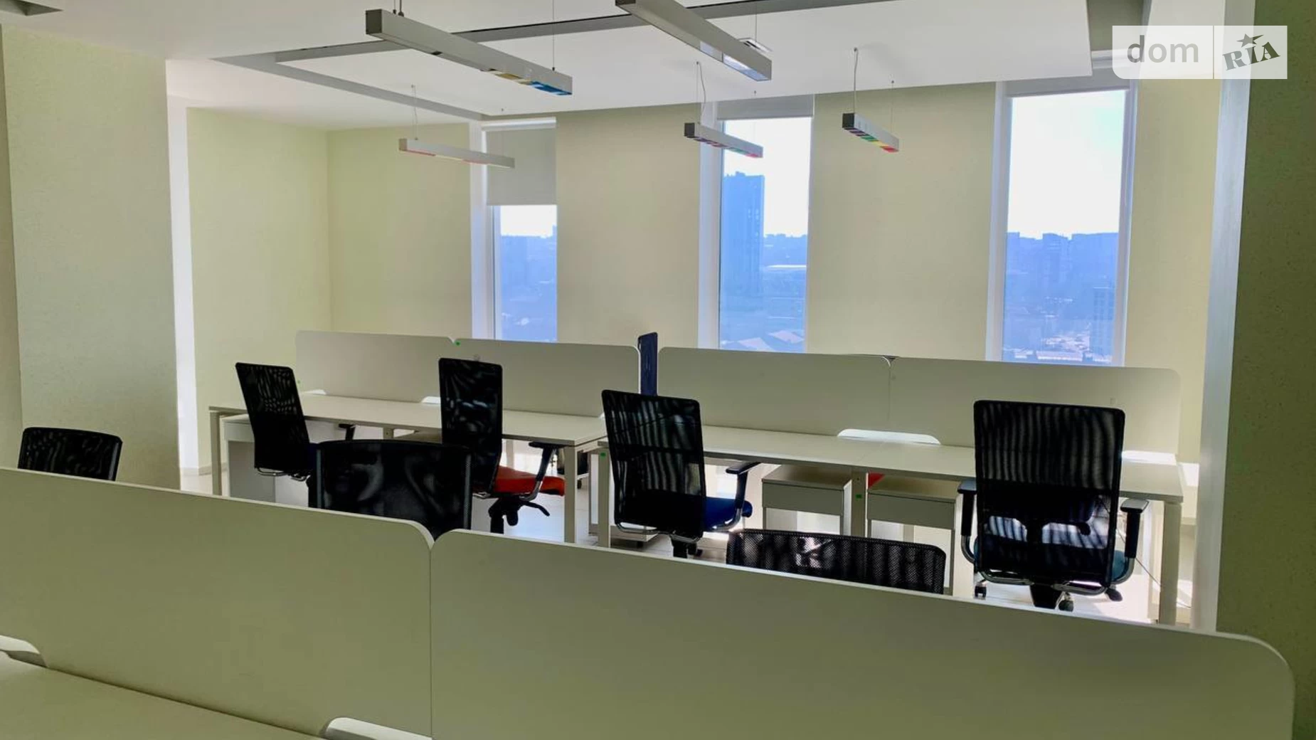 Сдается в аренду офис 135 кв. м в бизнес-центре, цена: 1350 $ - фото 3